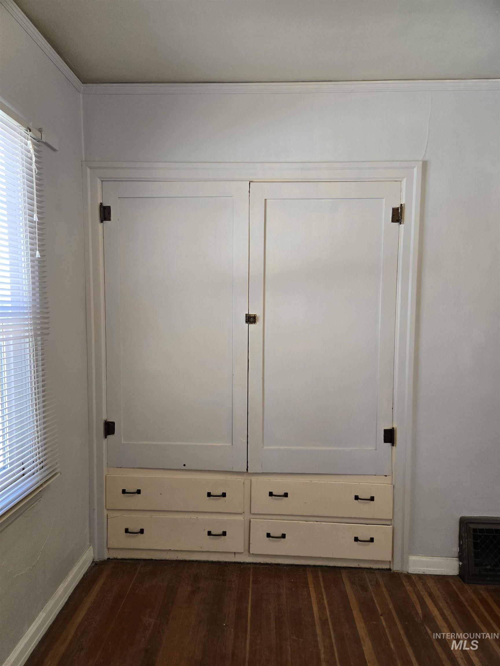 1115 SW 2nd Avenue, Ontario, Oregon 97914, 3 Bedrooms, 2 Bathrooms, Residential For Sale, Price $295,000,MLS 98974964