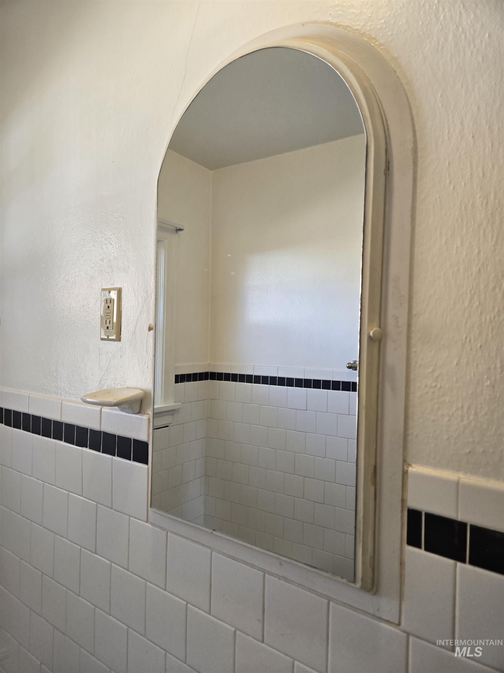 1115 SW 2nd Avenue, Ontario, Oregon 97914, 3 Bedrooms, 2 Bathrooms, Residential For Sale, Price $295,000,MLS 98974964