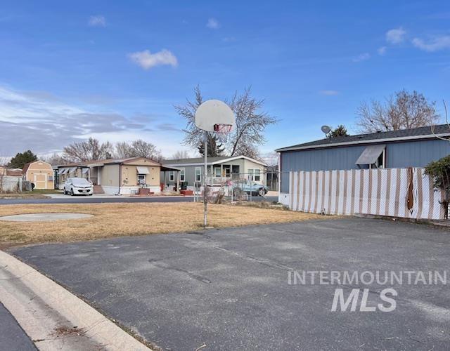 424 W Cherry Ln, Meridian, Idaho 83642, 2 Bedrooms, 1 Bathroom, Residential For Sale, Price $99,900,MLS 98974965