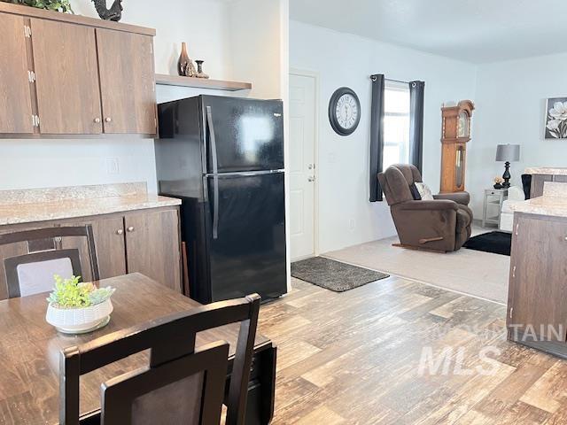 424 W Cherry Ln, Meridian, Idaho 83642, 2 Bedrooms, 1 Bathroom, Residential For Sale, Price $99,900,MLS 98974965