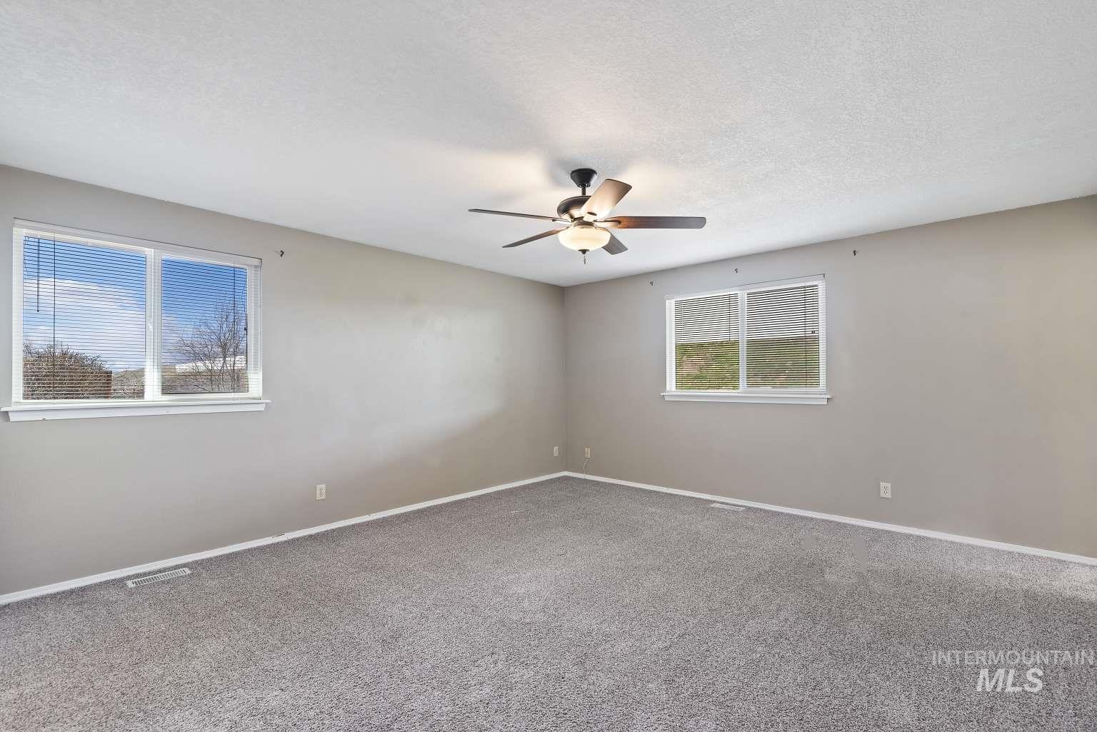 1000 S Egurrola Pl., Boise, Idaho 83709, 3 Bedrooms, 2 Bathrooms, Residential For Sale, Price $434,000,MLS 98974966