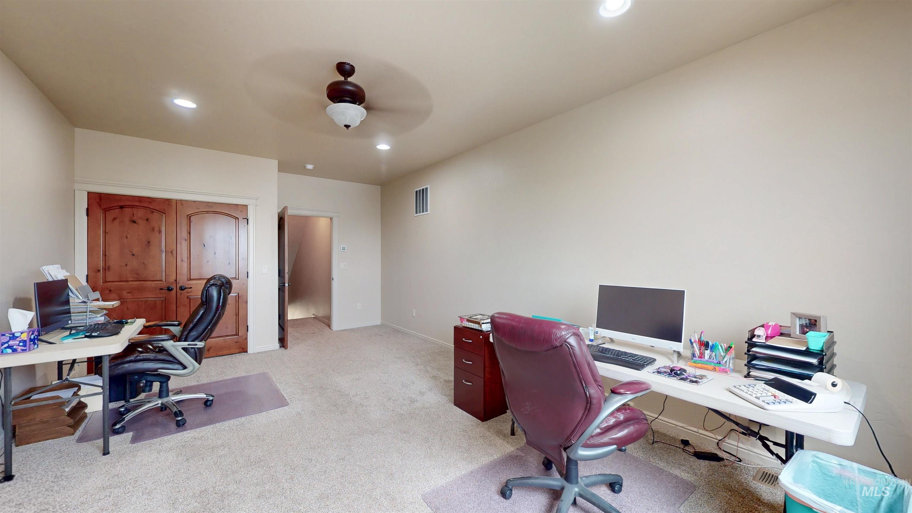 548 Sun Terrace Dr., Twin Falls, Idaho 83301, 5 Bedrooms, 2 Bathrooms, Residential For Sale, Price $699,900,MLS 98974967