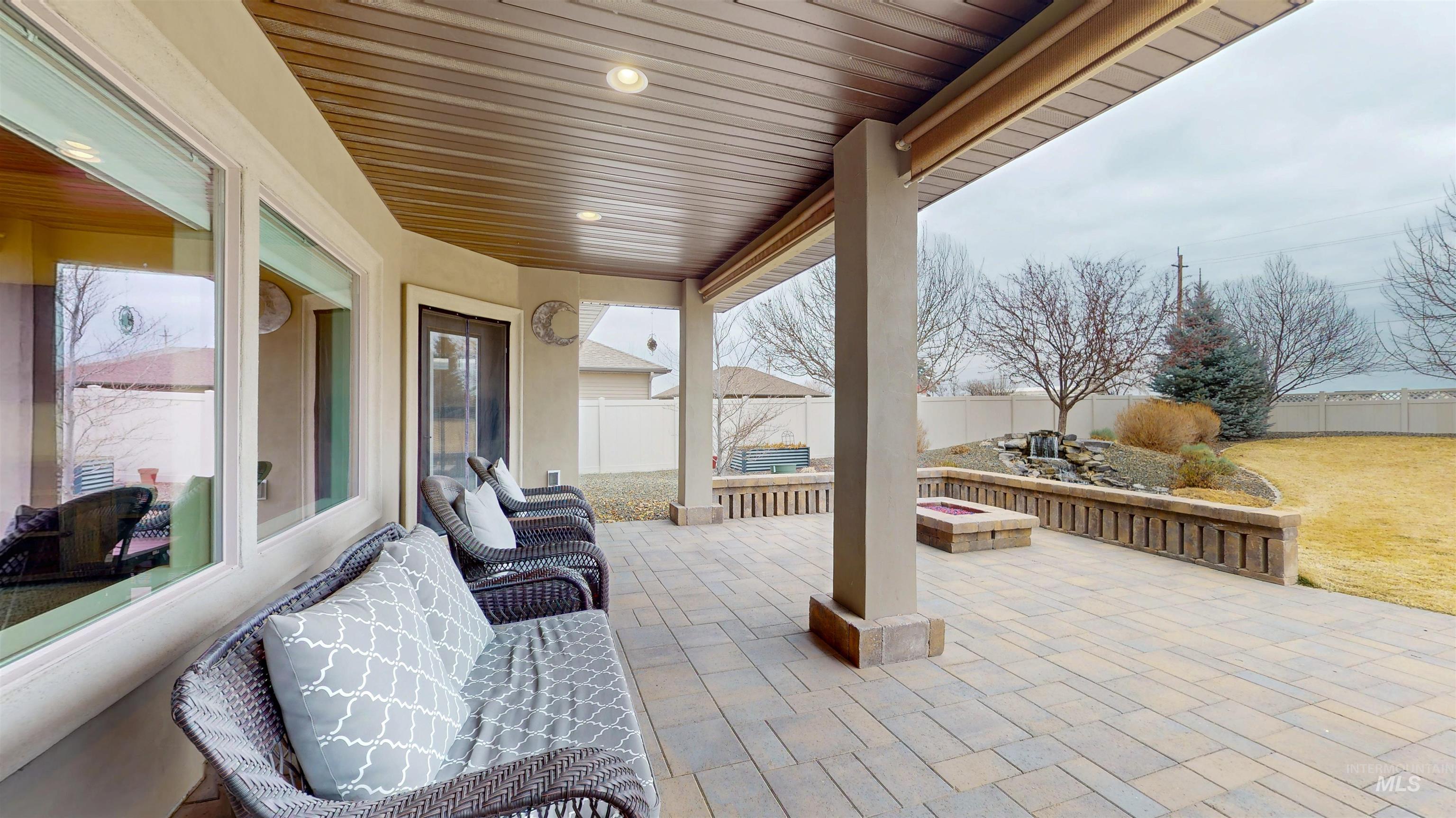 548 Sun Terrace Dr., Twin Falls, Idaho 83301, 5 Bedrooms, 2 Bathrooms, Residential For Sale, Price $699,900,MLS 98974967