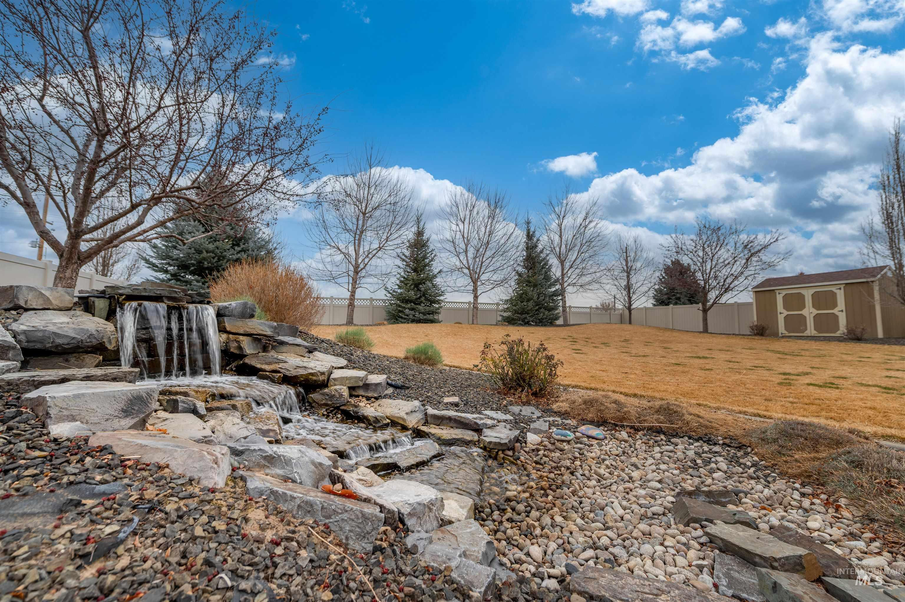 548 Sun Terrace Dr., Twin Falls, Idaho 83301, 5 Bedrooms, 2 Bathrooms, Residential For Sale, Price $699,900,MLS 98974967