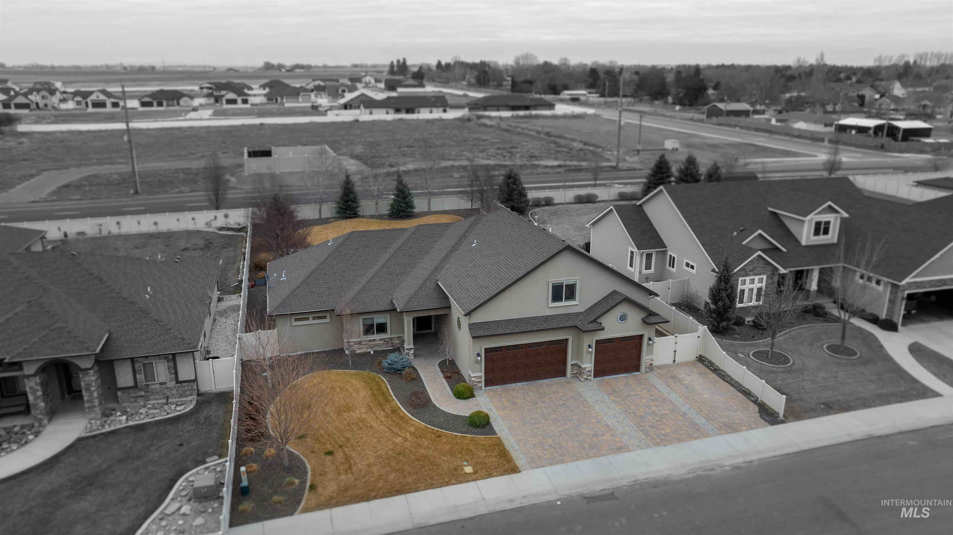 548 Sun Terrace Dr., Twin Falls, Idaho 83301, 5 Bedrooms, 2 Bathrooms, Residential For Sale, Price $699,900,MLS 98974967