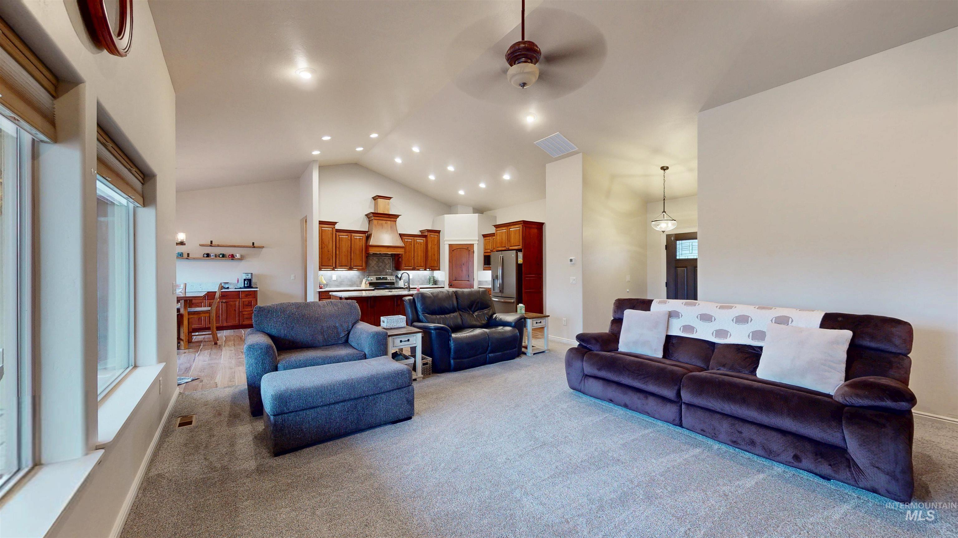 548 Sun Terrace Dr., Twin Falls, Idaho 83301, 5 Bedrooms, 2 Bathrooms, Residential For Sale, Price $699,900,MLS 98974967