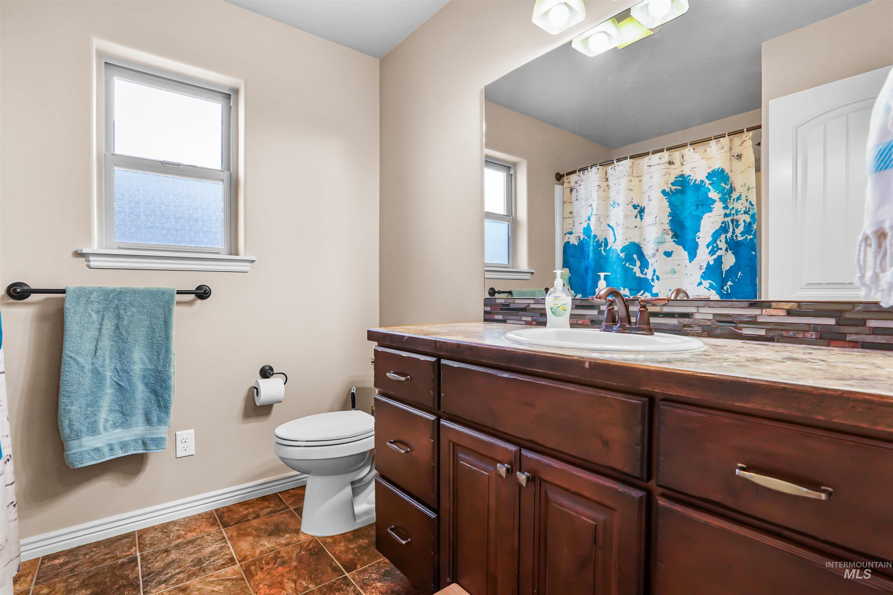 2002 Red Tail St, Rupert, Idaho 83350-5507, 4 Bedrooms, 2 Bathrooms, Residential For Sale, Price $465,000,MLS 98974968