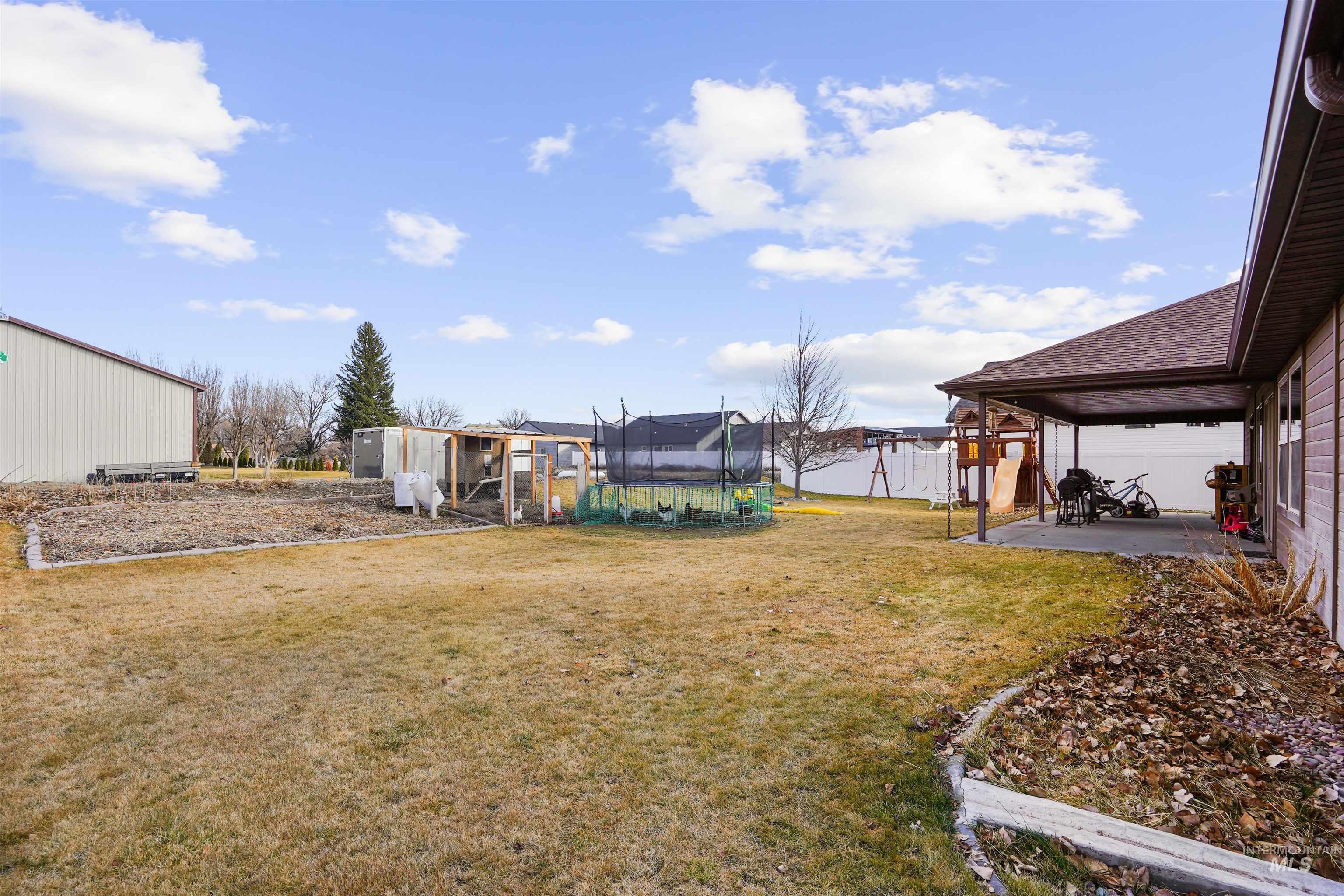 2002 Red Tail St, Rupert, Idaho 83350-5507, 4 Bedrooms, 2 Bathrooms, Residential For Sale, Price $465,000,MLS 98974968