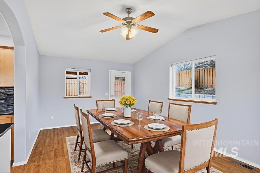 2942 Spruce St, Lewiston, Idaho 83501, 2 Bedrooms, 2 Bathrooms, Residential For Sale, Price $397,000,MLS 98974969