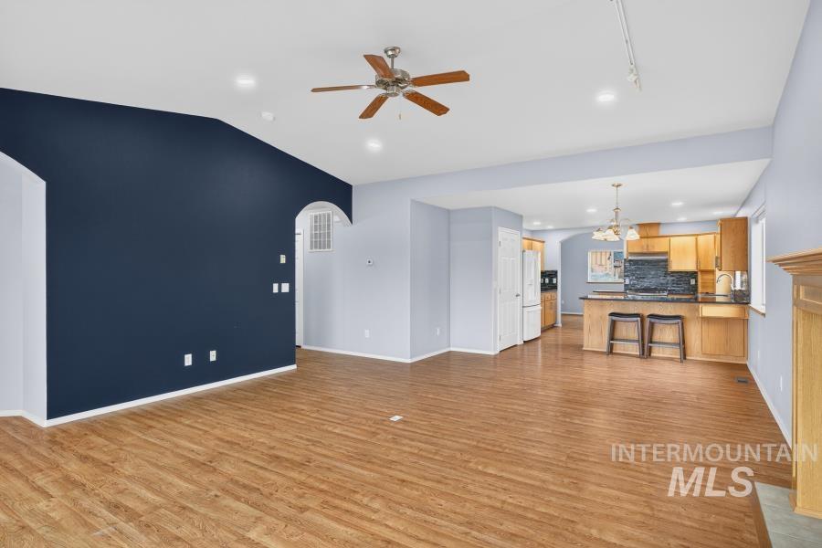 2942 Spruce St, Lewiston, Idaho 83501, 2 Bedrooms, 2 Bathrooms, Residential For Sale, Price $397,000,MLS 98974969