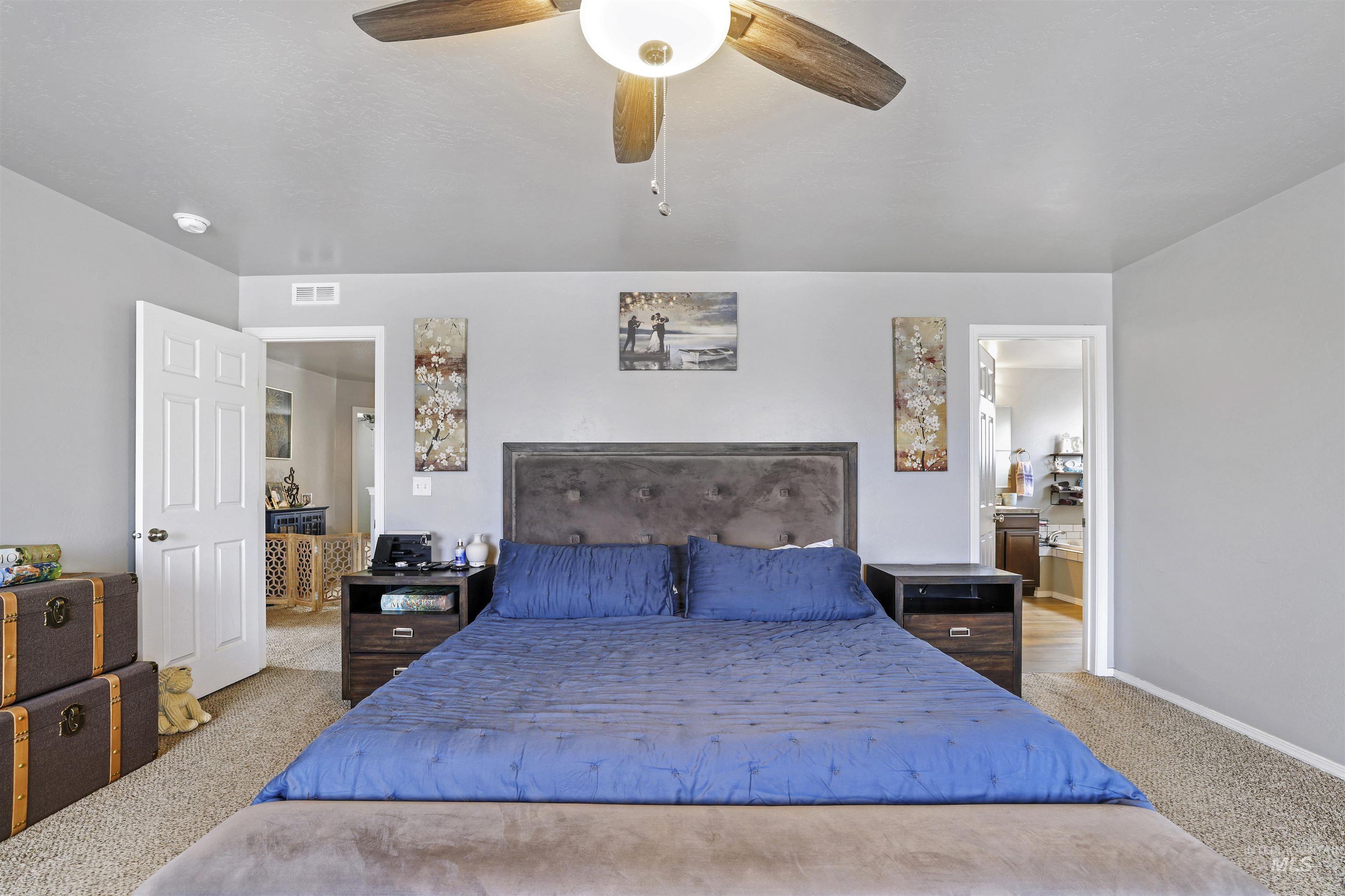 798 Grizzly Drive, Twin Falls, Idaho 83301, 5 Bedrooms, 2.5 Bathrooms, Residential For Sale, Price $559,000,MLS 98974972