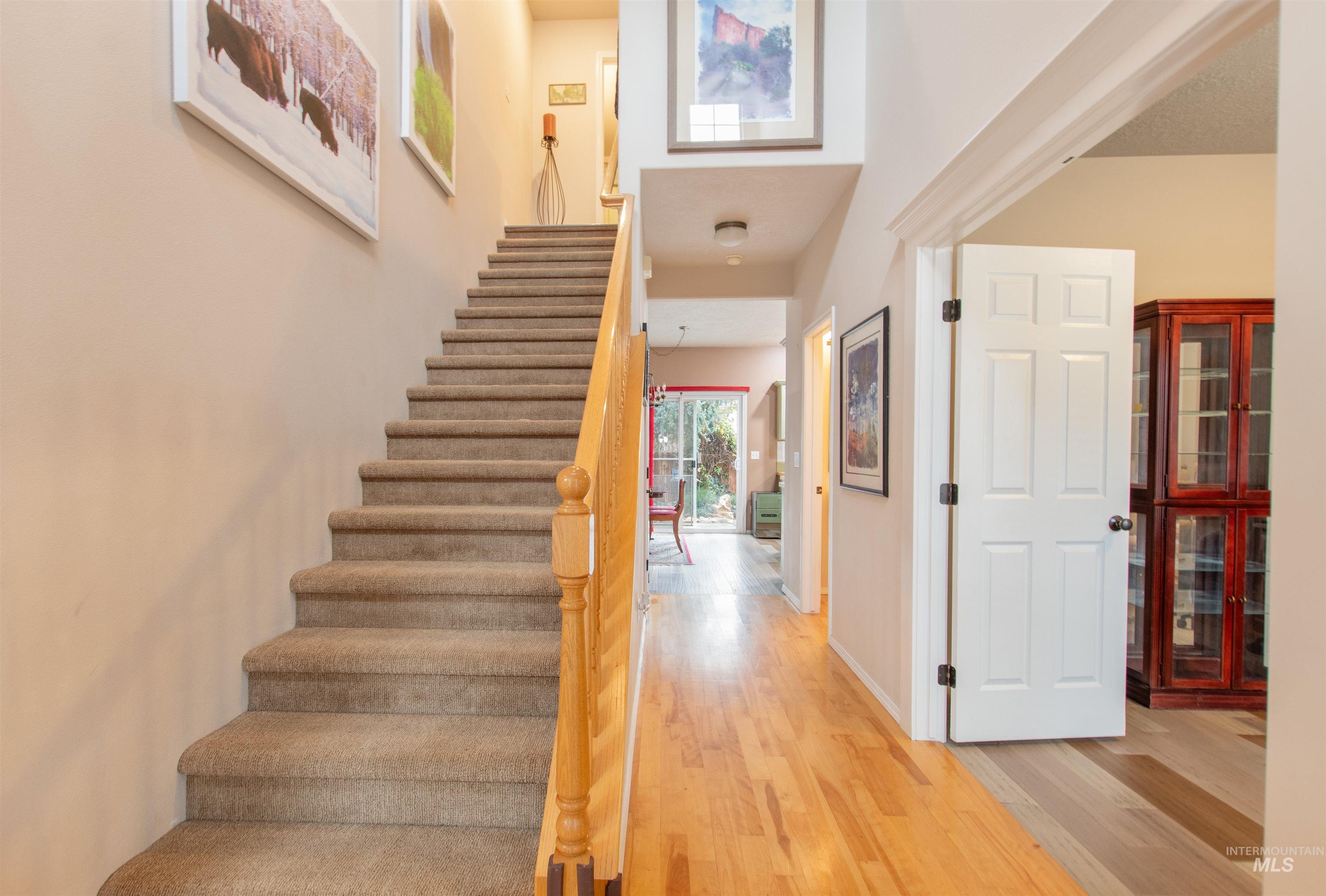 8888 W Hepburn Ln, Garden City, Idaho 83714, 3 Bedrooms, 2.5 Bathrooms, Residential For Sale, Price $669,900,MLS 98974973