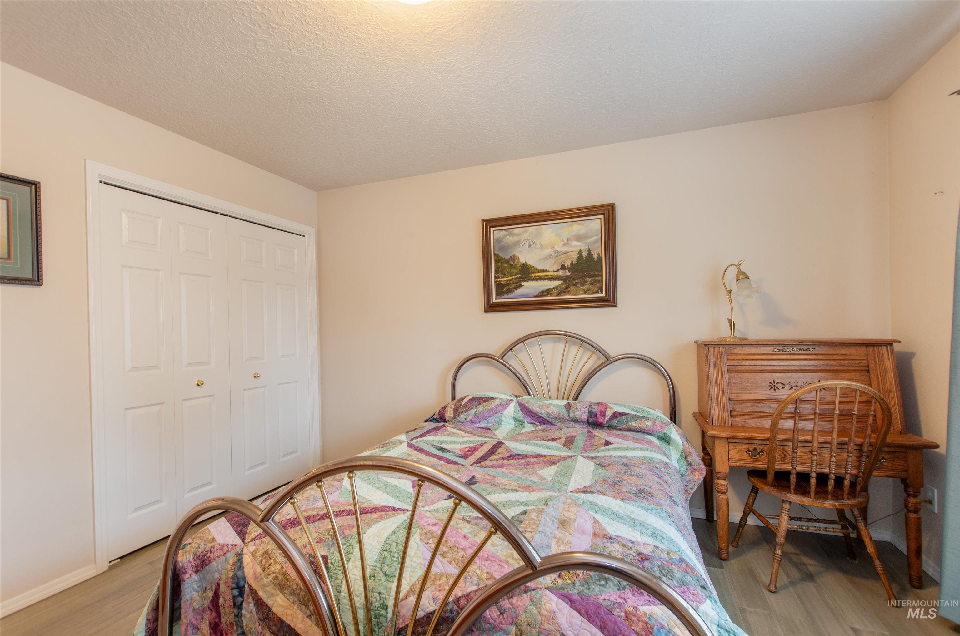 8888 W Hepburn Ln, Garden City, Idaho 83714, 3 Bedrooms, 2.5 Bathrooms, Residential For Sale, Price $669,900,MLS 98974973