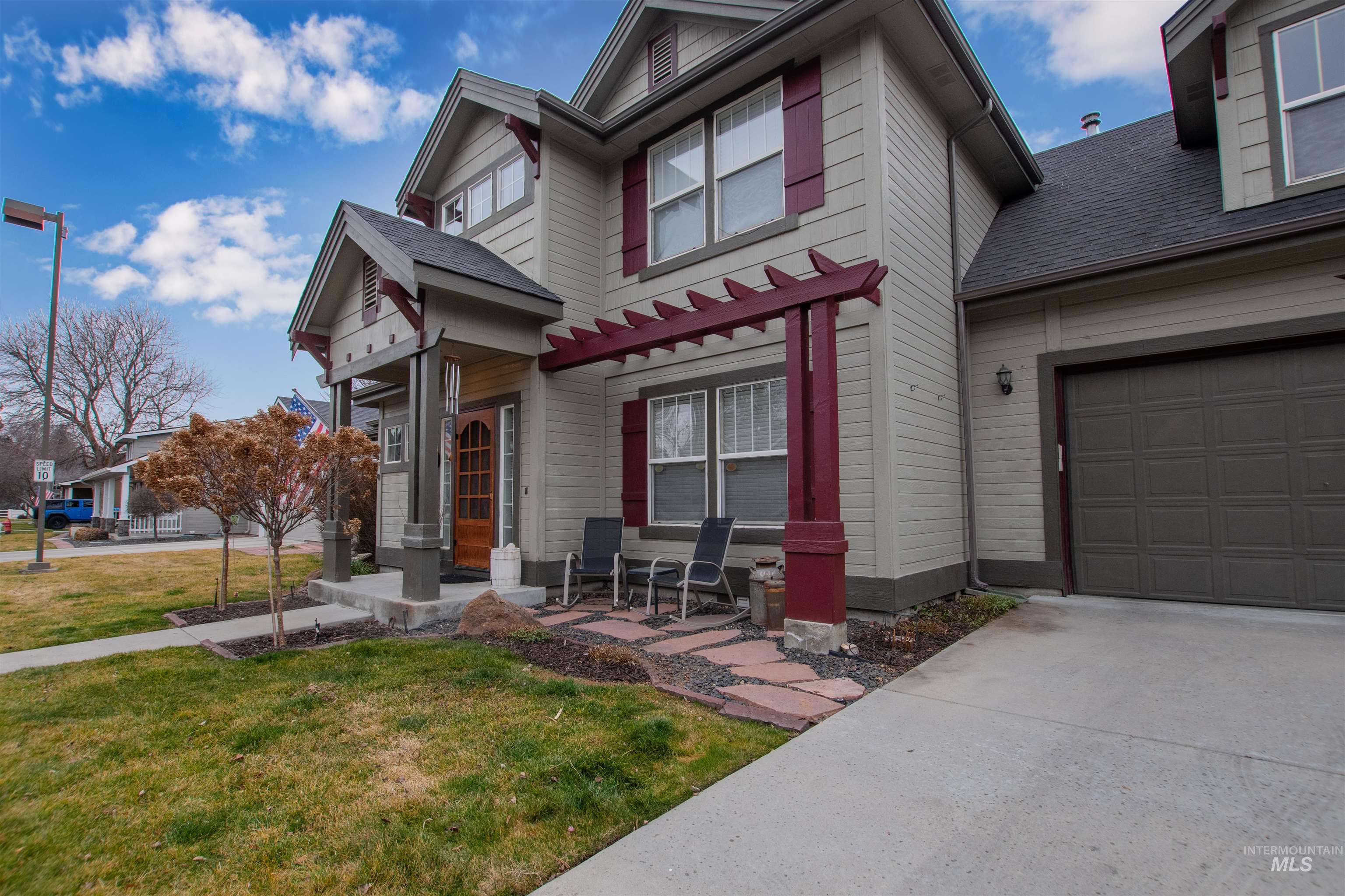 8888 W Hepburn Ln, Garden City, Idaho 83714, 3 Bedrooms, 2.5 Bathrooms, Residential For Sale, Price $669,900,MLS 98974973