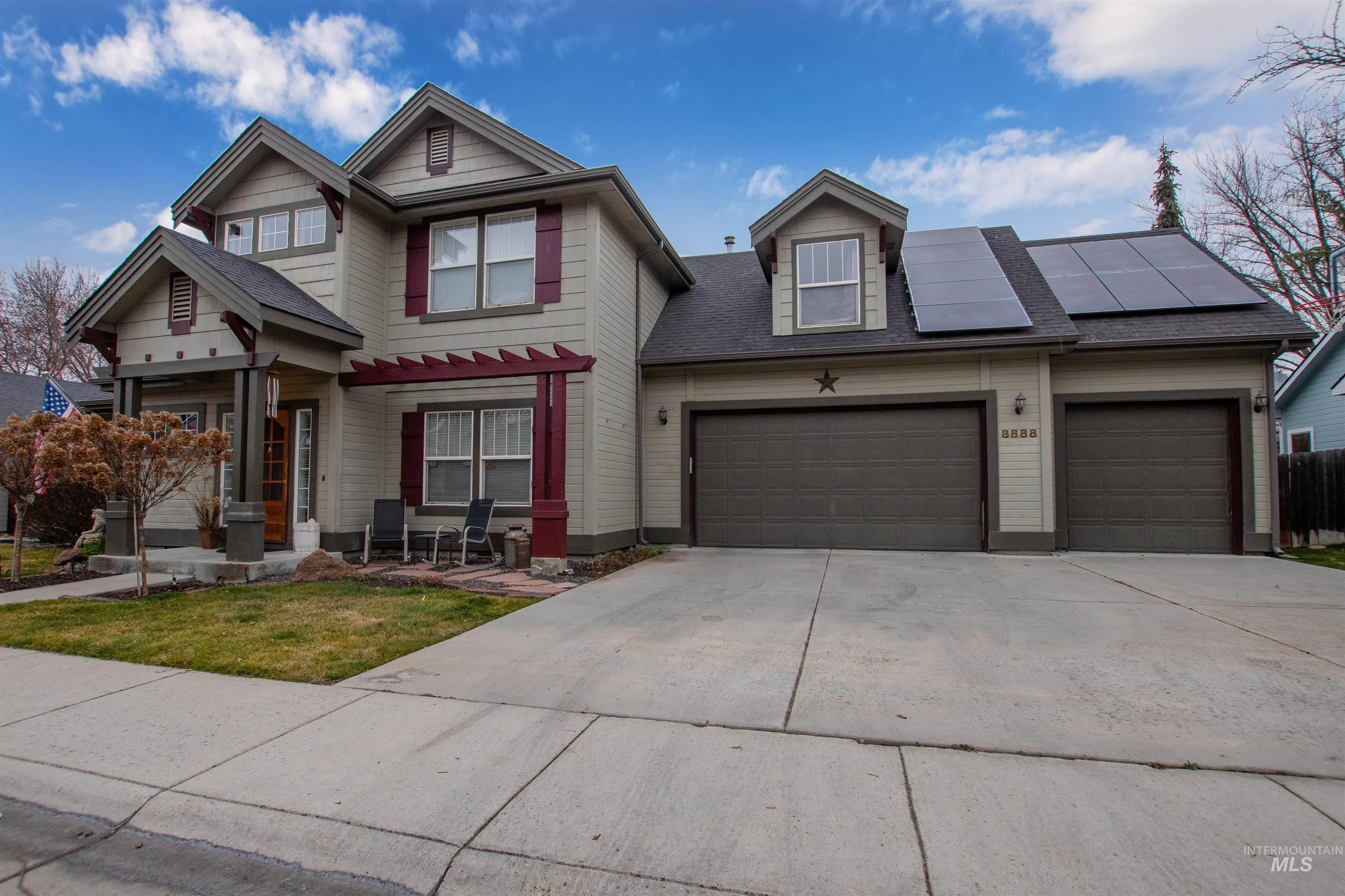 8888 W Hepburn Ln, Garden City, Idaho 83714, 3 Bedrooms, 2.5 Bathrooms, Residential For Sale, Price $669,900,MLS 98974973