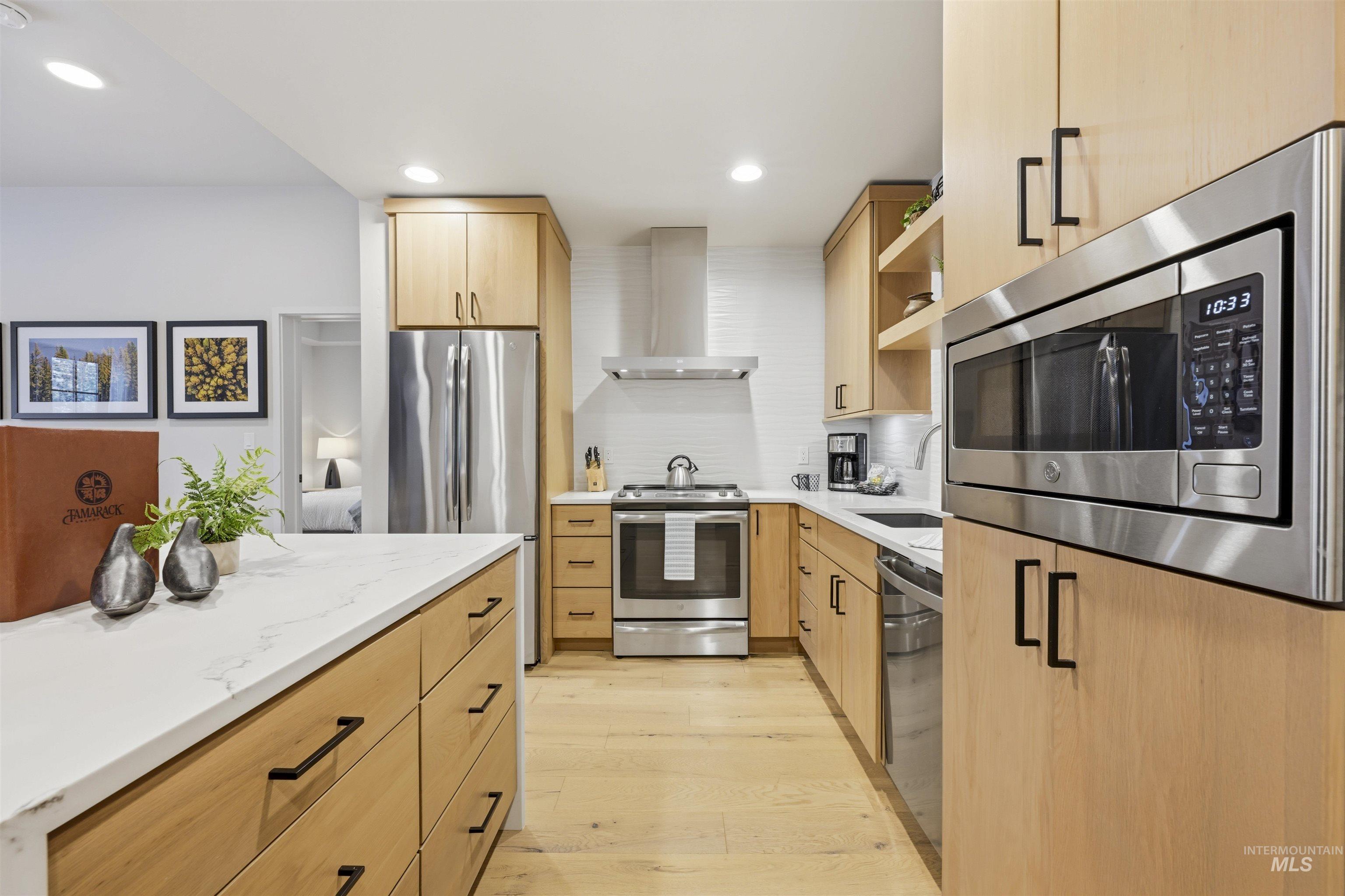 780 Village Dr, Donnelly, Idaho 83615, 2 Bedrooms, 2 Bathrooms, Residential For Sale, Price $899,900,MLS 98974974