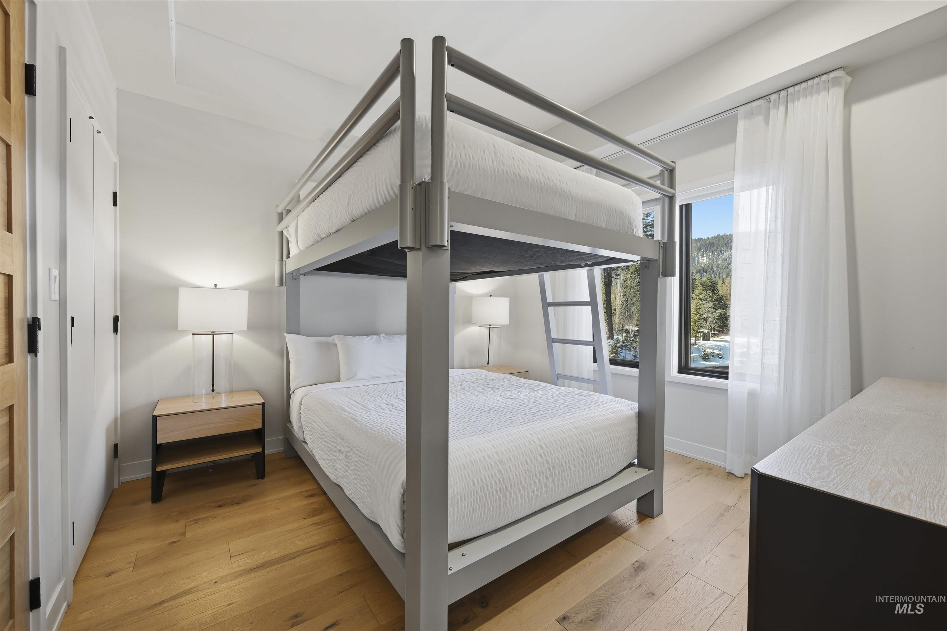 780 Village Dr, Donnelly, Idaho 83615, 2 Bedrooms, 2 Bathrooms, Residential For Sale, Price $899,900,MLS 98974974