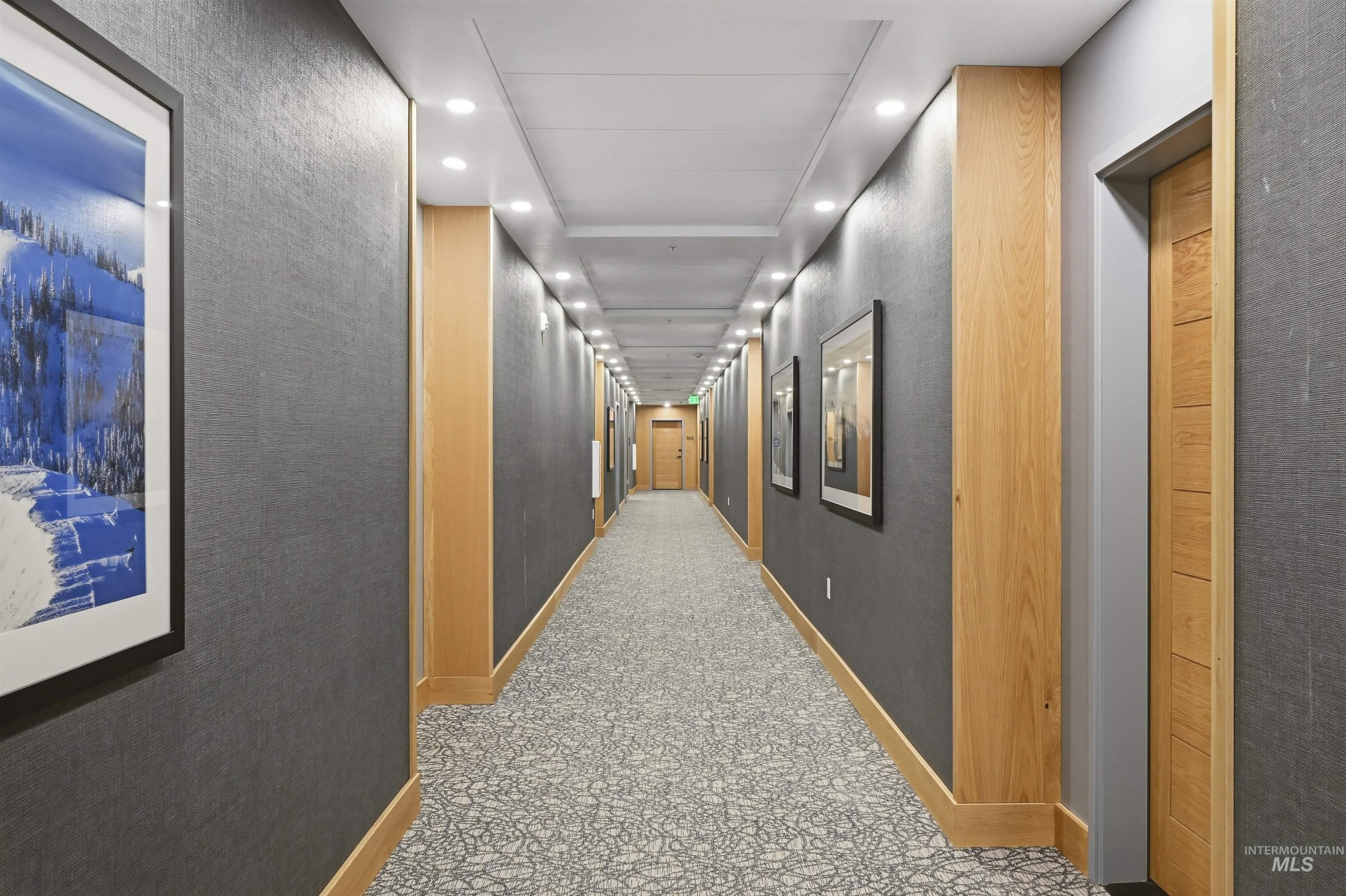 780 Village Dr, Donnelly, Idaho 83615, 2 Bedrooms, 2 Bathrooms, Residential For Sale, Price $899,900,MLS 98974974