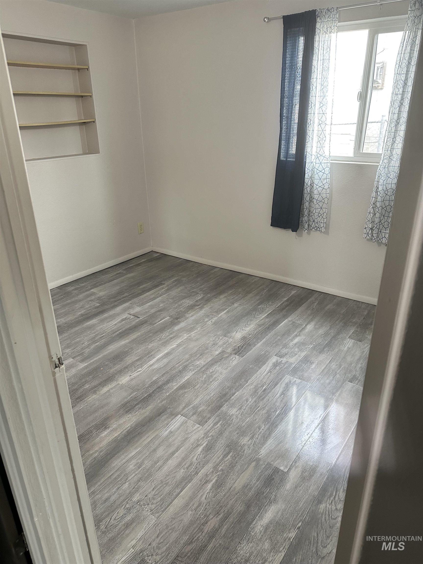 661 SW 3rd St, Ontario, Oregon 97914, 3 Bedrooms, 2 Bathrooms, Residential For Sale, Price $325,000,MLS 98974975