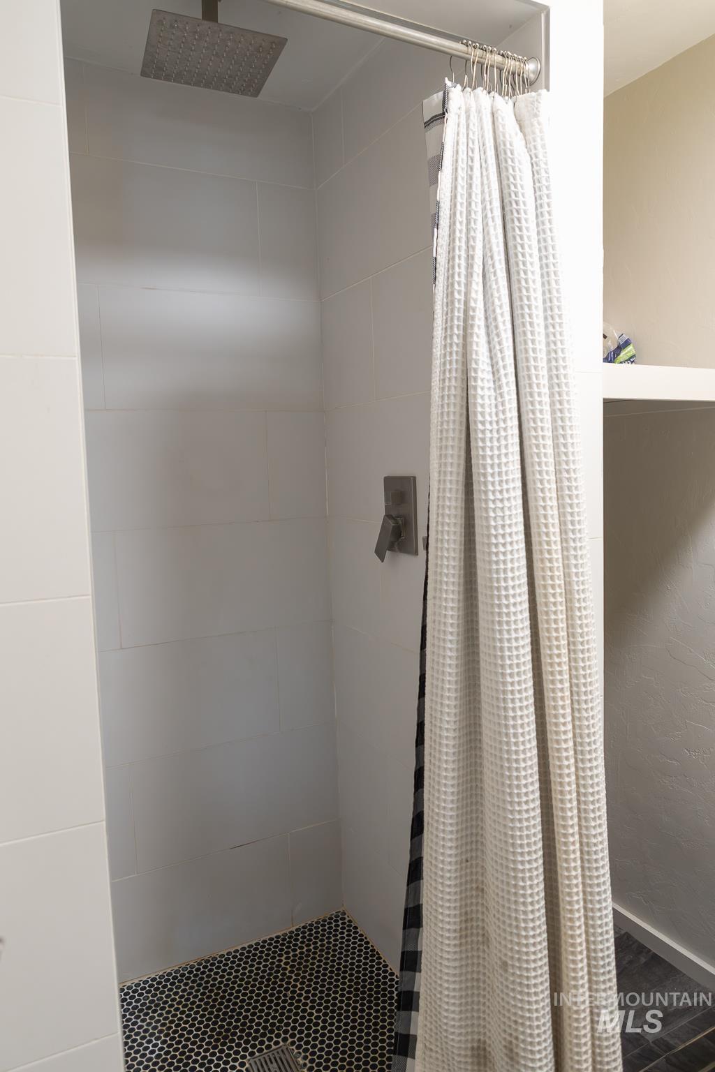 661 SW 3rd St, Ontario, Oregon 97914, 3 Bedrooms, 2 Bathrooms, Residential For Sale, Price $325,000,MLS 98974975