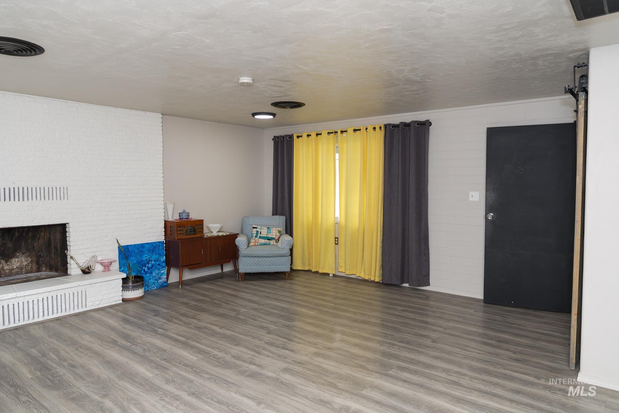 661 SW 3rd St, Ontario, Oregon 97914, 3 Bedrooms, 2 Bathrooms, Residential For Sale, Price $325,000,MLS 98974975