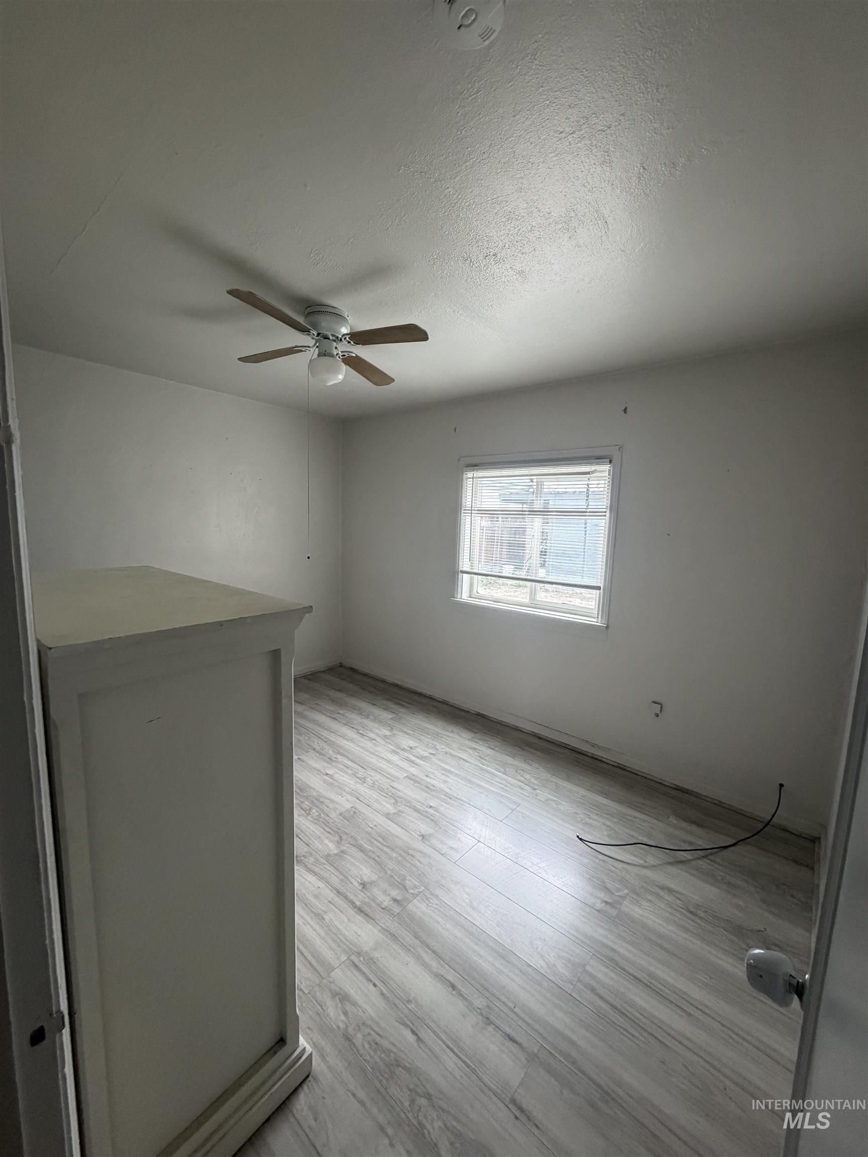 661 SW 3rd St, Ontario, Oregon 97914, 3 Bedrooms, 2 Bathrooms, Residential For Sale, Price $325,000,MLS 98974975