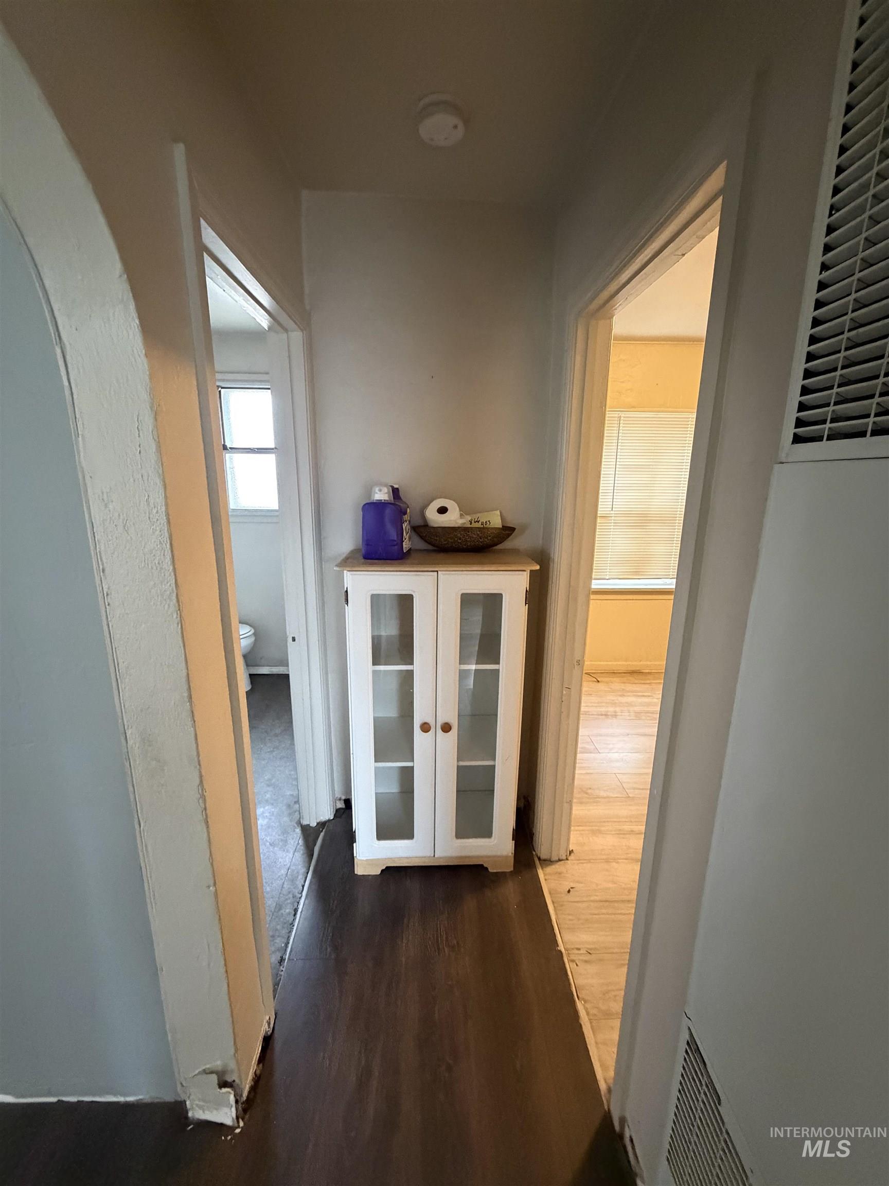 661 SW 3rd St, Ontario, Oregon 97914, 3 Bedrooms, 2 Bathrooms, Residential For Sale, Price $325,000,MLS 98974975