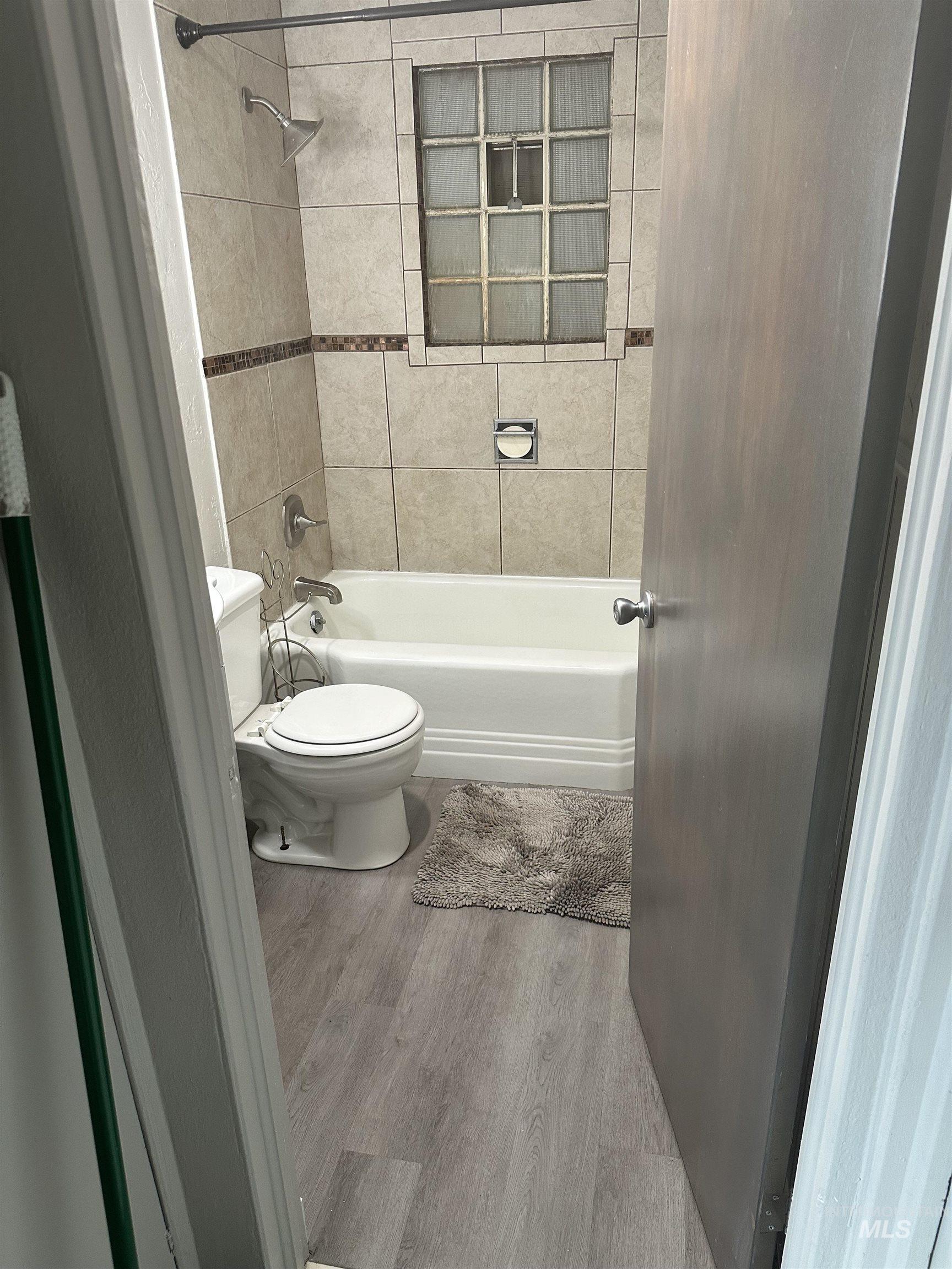 661 SW 3rd St, Ontario, Oregon 97914, 3 Bedrooms, 2 Bathrooms, Residential For Sale, Price $325,000,MLS 98974975