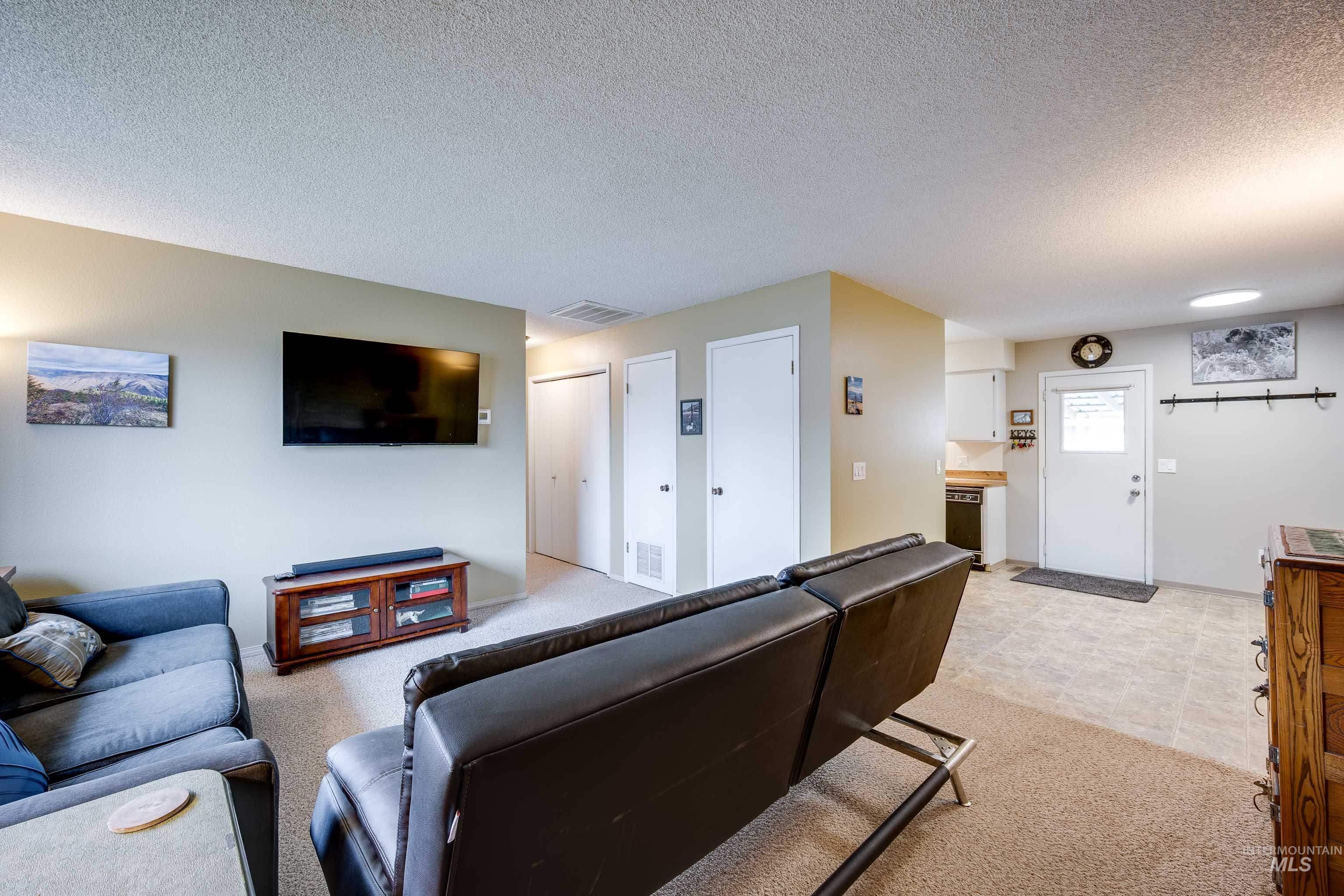 1236 Alder Ave., Lewiston, Idaho 83501, 3 Bedrooms, 1 Bathroom, Residential For Sale, Price $349,000,MLS 98974977