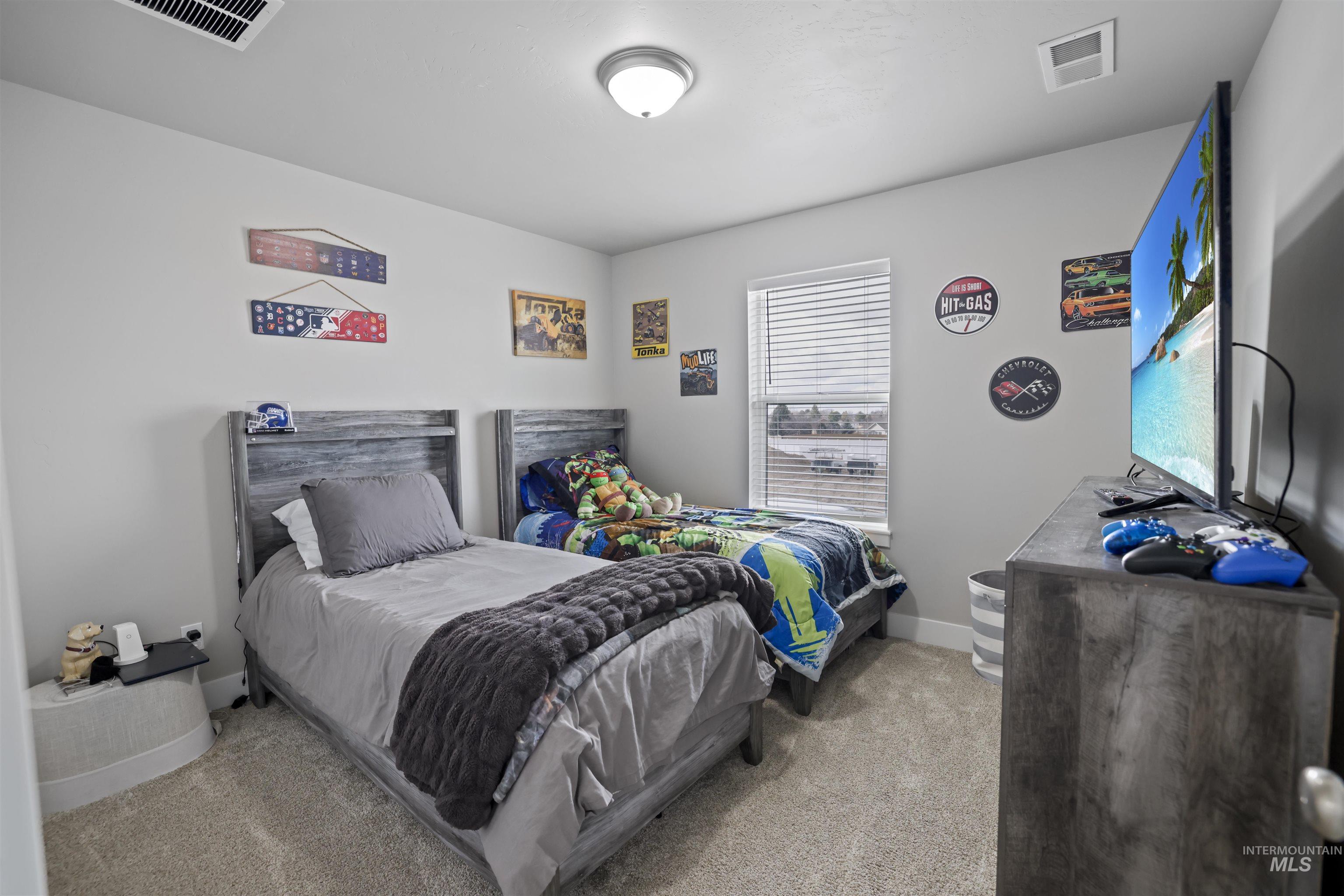 1410 N Kennedy, Jerome, Idaho 83338, 3 Bedrooms, 2.5 Bathrooms, Residential For Sale, Price $425,000,MLS 98974978