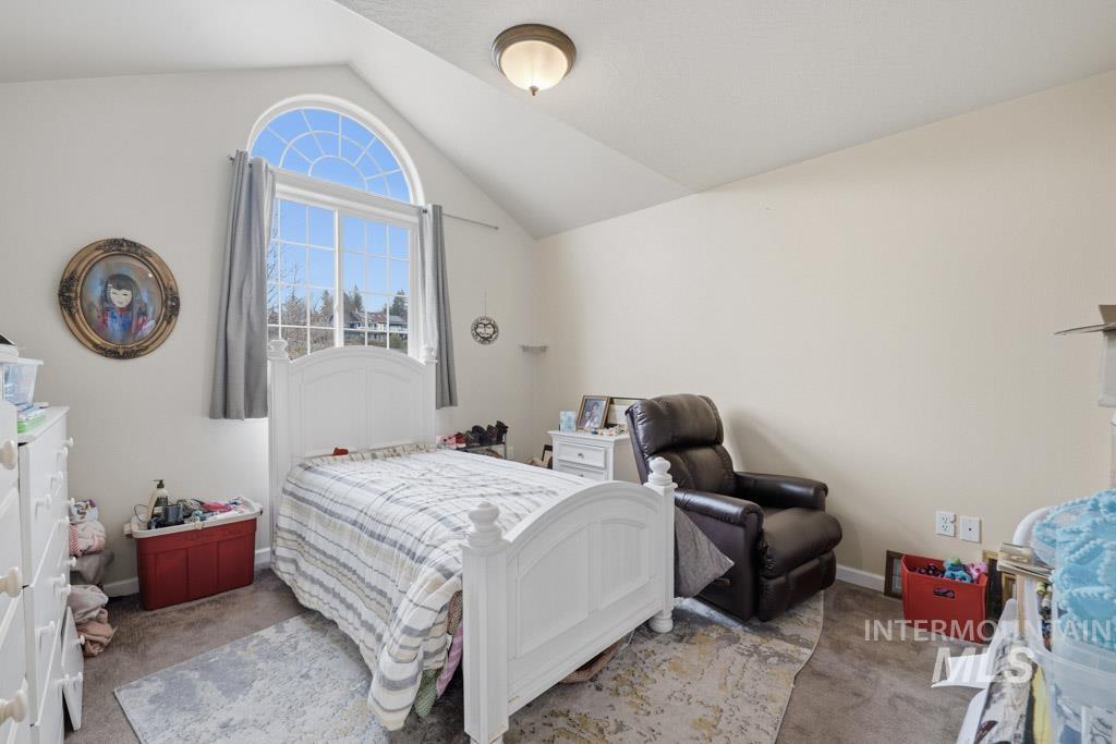 521 Victoria Dr, Moscow, Idaho 83843, 5 Bedrooms, 3 Bathrooms, Residential For Sale, Price $699,000,MLS 98974980