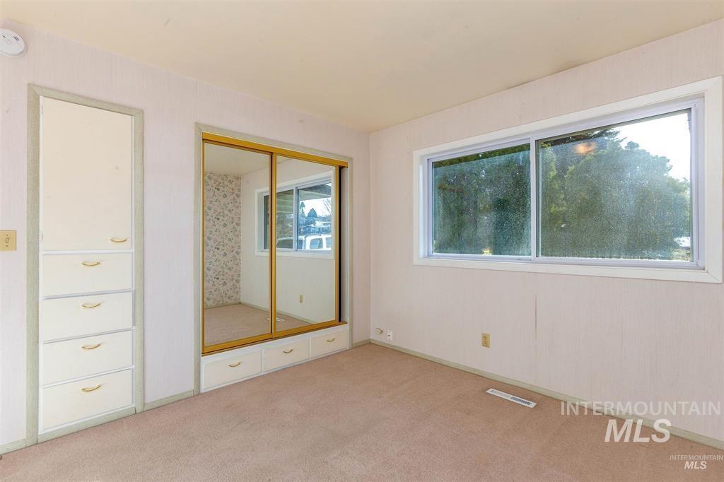 1605 Vineyard Dr., Lewiston, Idaho 83501, 4 Bedrooms, 2 Bathrooms, Residential For Sale, Price $440,000,MLS 98974982