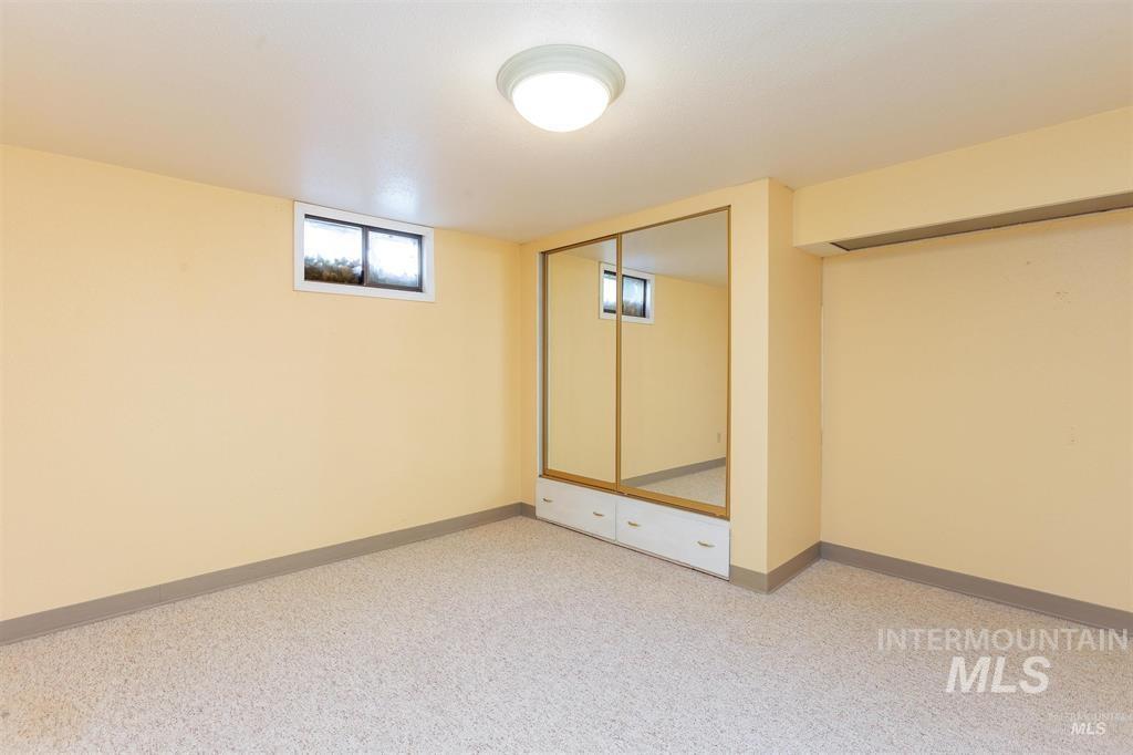 1605 Vineyard Dr., Lewiston, Idaho 83501, 4 Bedrooms, 2 Bathrooms, Residential For Sale, Price $440,000,MLS 98974982