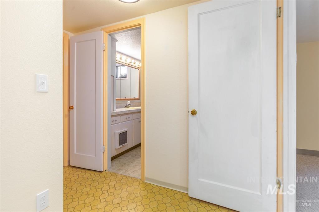 1605 Vineyard Dr., Lewiston, Idaho 83501, 4 Bedrooms, 2 Bathrooms, Residential For Sale, Price $440,000,MLS 98974982