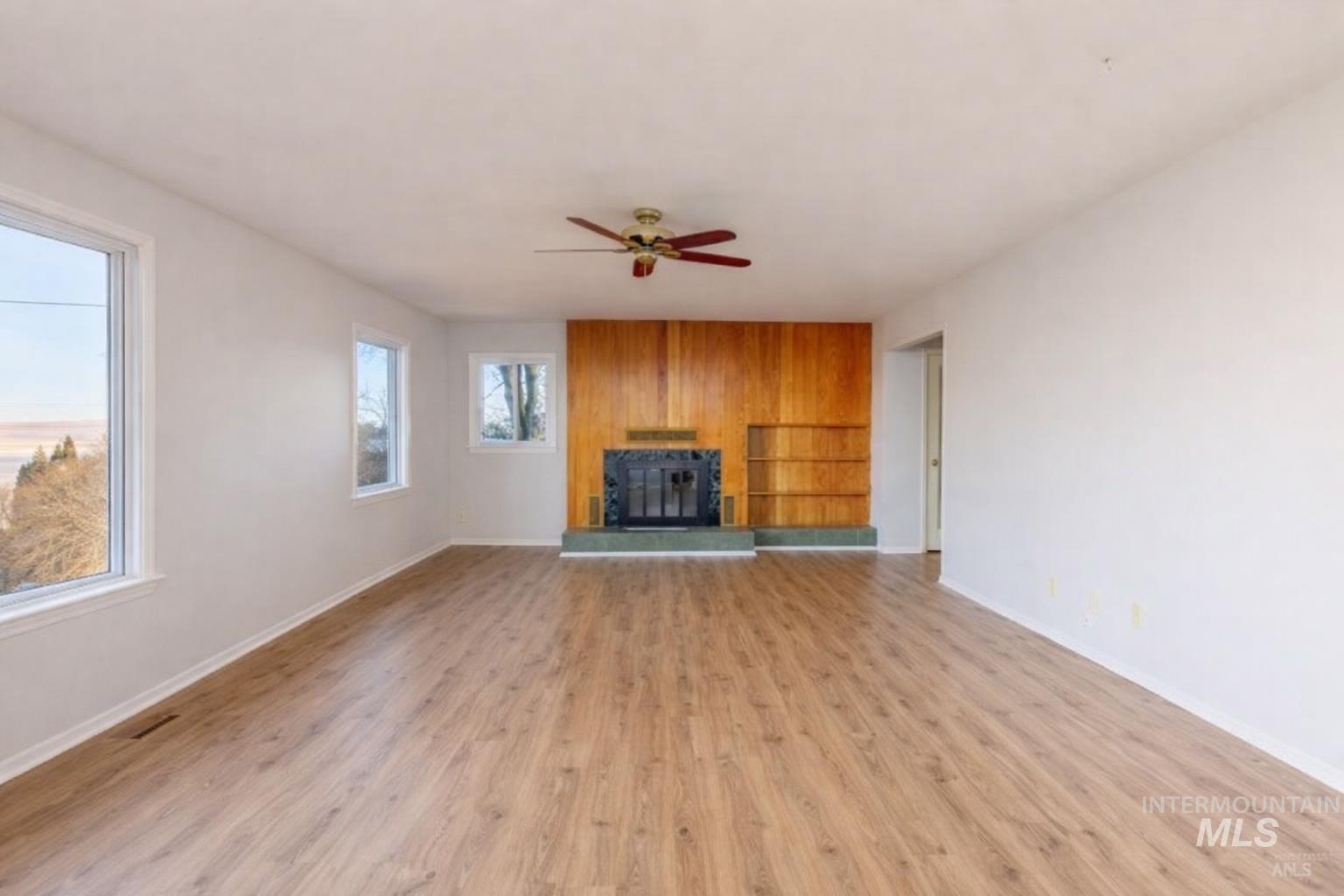 1605 Vineyard Dr., Lewiston, Idaho 83501, 4 Bedrooms, 2 Bathrooms, Residential For Sale, Price $440,000,MLS 98974982