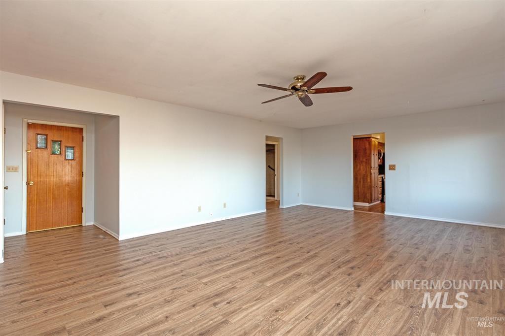 1605 Vineyard Dr., Lewiston, Idaho 83501, 4 Bedrooms, 2 Bathrooms, Residential For Sale, Price $440,000,MLS 98974982