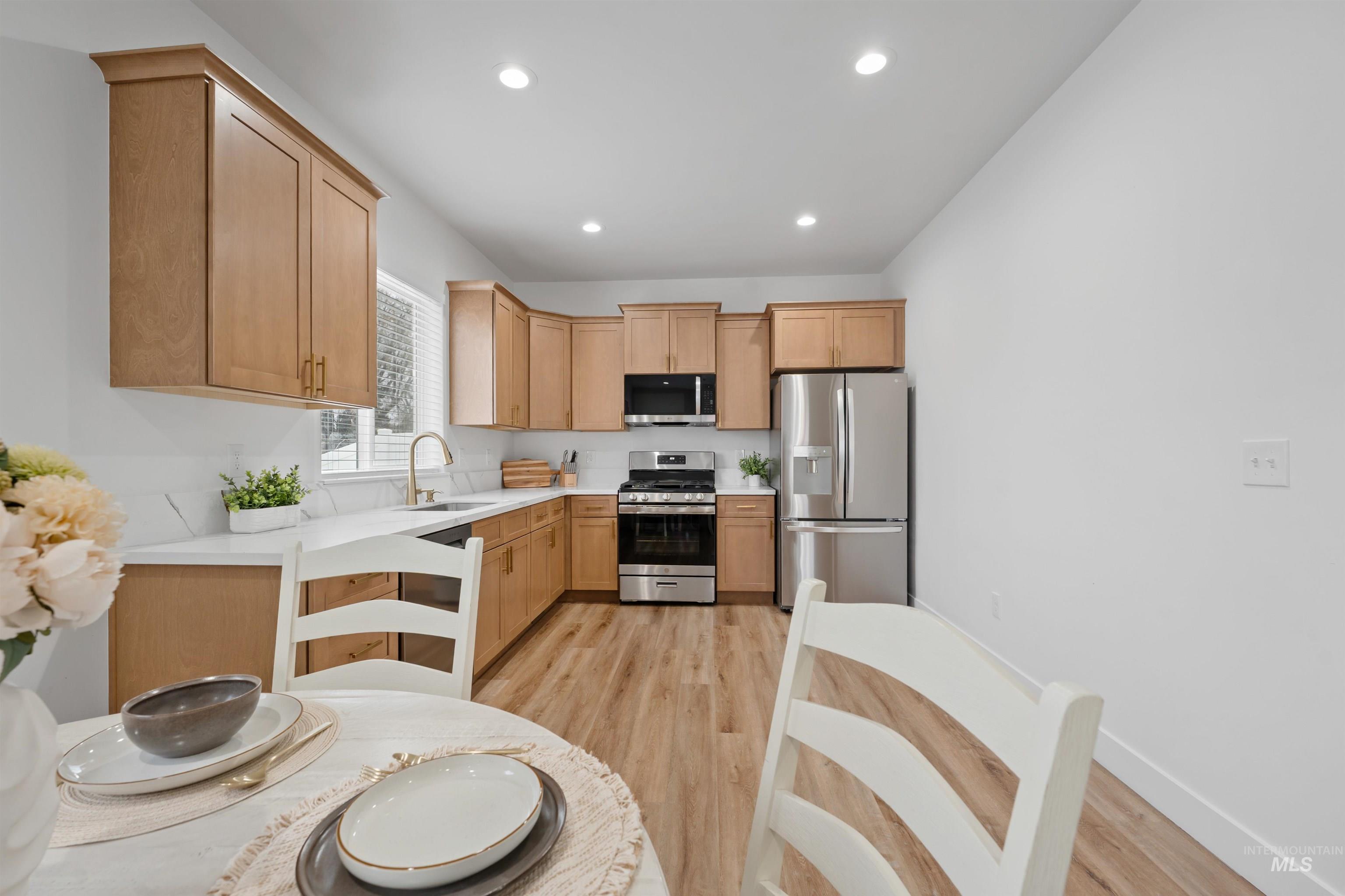 1700 Albion Ave, Burley, Idaho 83318, 2 Bedrooms, 2 Bathrooms, Residential Income For Sale, Price $535,000,MLS 98974983