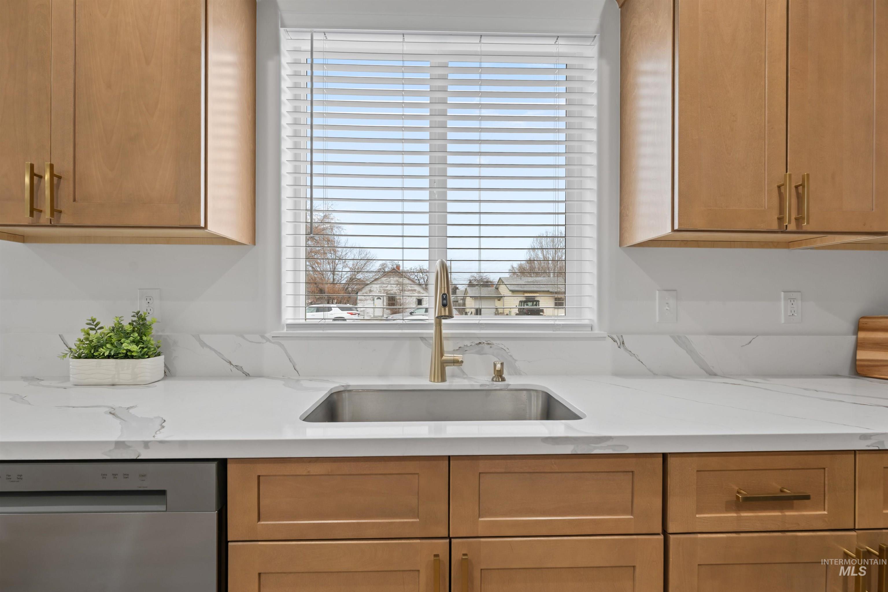 1700 Albion Ave, Burley, Idaho 83318, 2 Bedrooms, 2 Bathrooms, Residential Income For Sale, Price $535,000,MLS 98974983