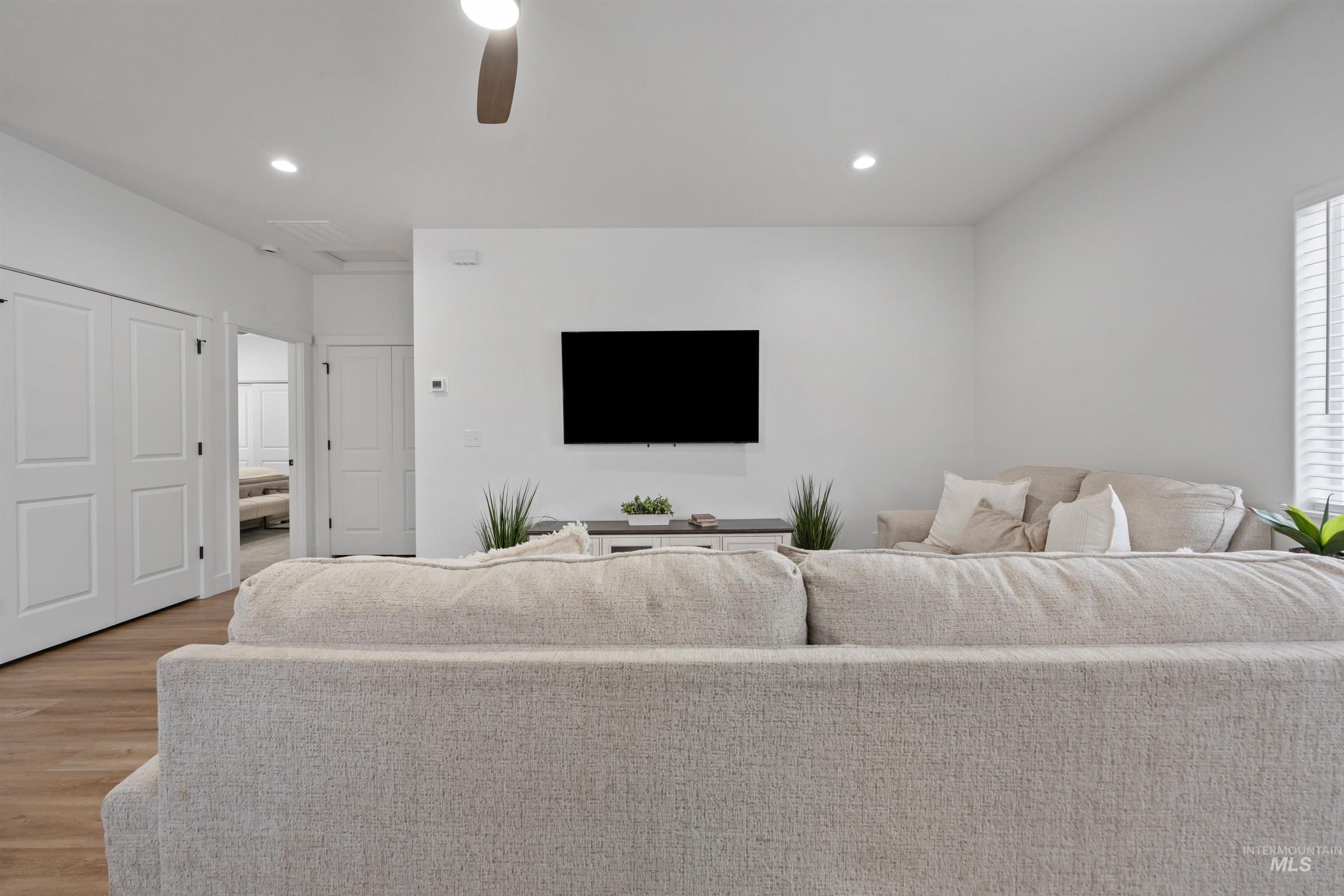 1700 Albion Ave, Burley, Idaho 83318, 2 Bedrooms, 2 Bathrooms, Residential Income For Sale, Price $535,000,MLS 98974983