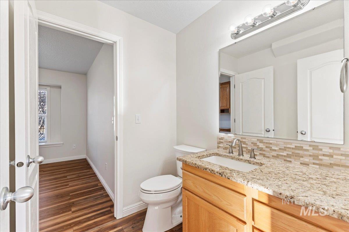 4297 E English Dr., Meridian, Idaho 83642, 4 Bedrooms, 2.5 Bathrooms, Residential For Sale, Price $470,000,MLS 98974986