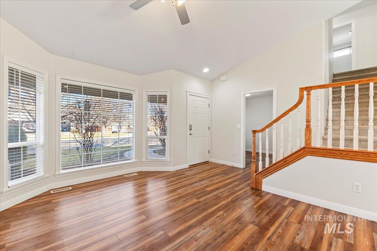 4297 E English Dr., Meridian, Idaho 83642, 4 Bedrooms, 2.5 Bathrooms, Residential For Sale, Price $470,000,MLS 98974986