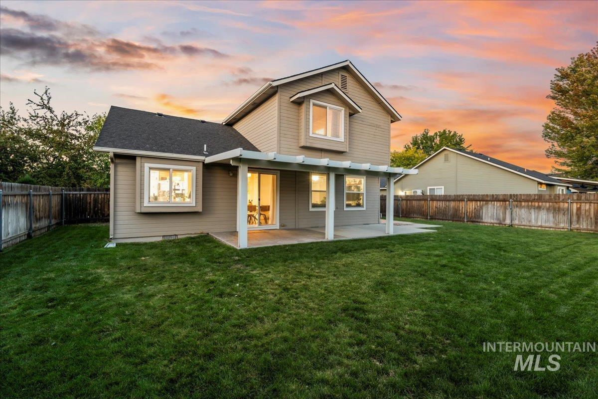 4297 E English Dr., Meridian, Idaho 83642, 4 Bedrooms, 2.5 Bathrooms, Residential For Sale, Price $470,000,MLS 98974986