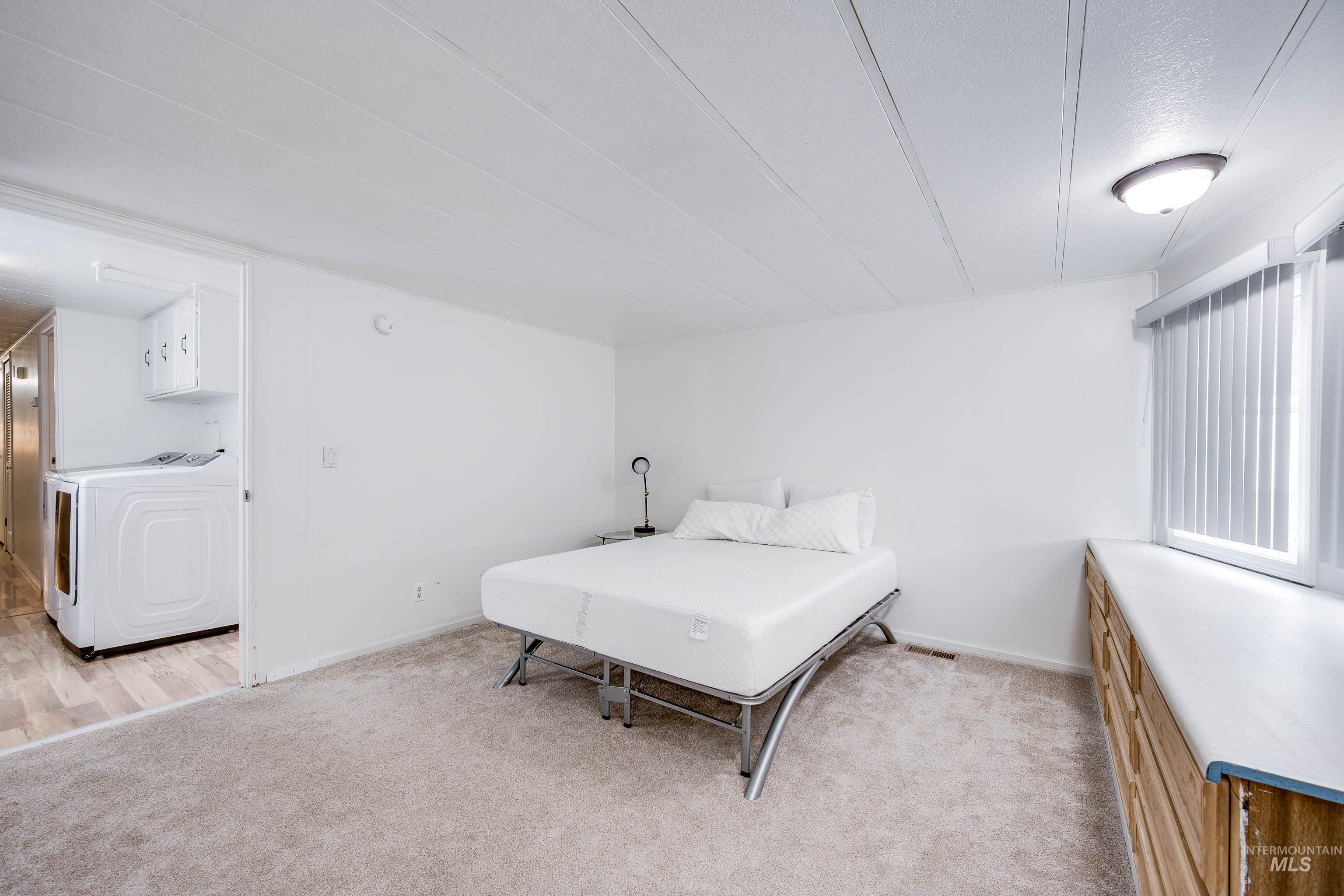 411 N Almon St. #304, Moscow, Idaho 83843, 2 Bedrooms, 1 Bathroom, Residential For Sale, Price $72,900,MLS 98974992