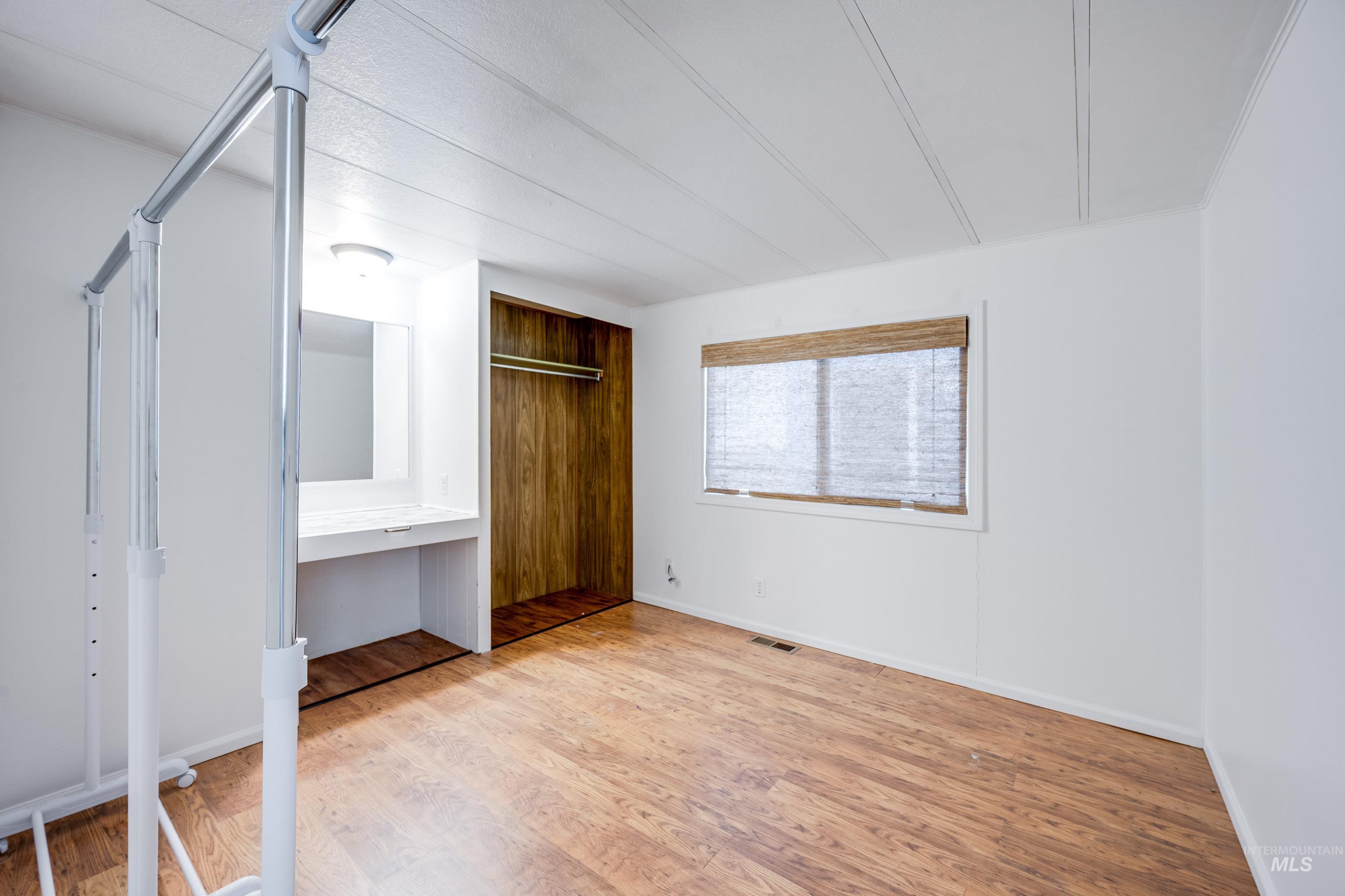 411 N Almon St. #304, Moscow, Idaho 83843, 2 Bedrooms, 1 Bathroom, Residential For Sale, Price $72,900,MLS 98974992