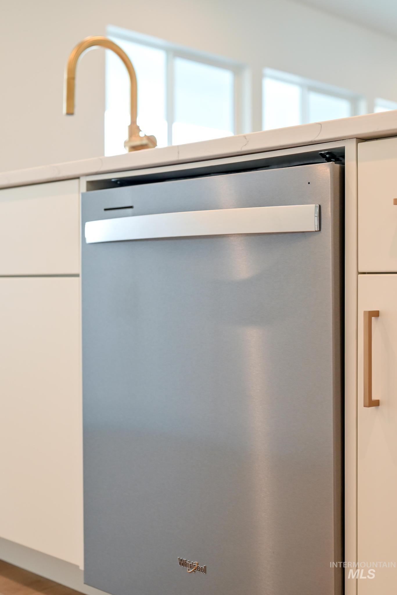 9100 W Moonglade St, Star, Idaho 83669, 4 Bedrooms, 3 Bathrooms, Residential For Sale, Price $709,000,MLS 98974994