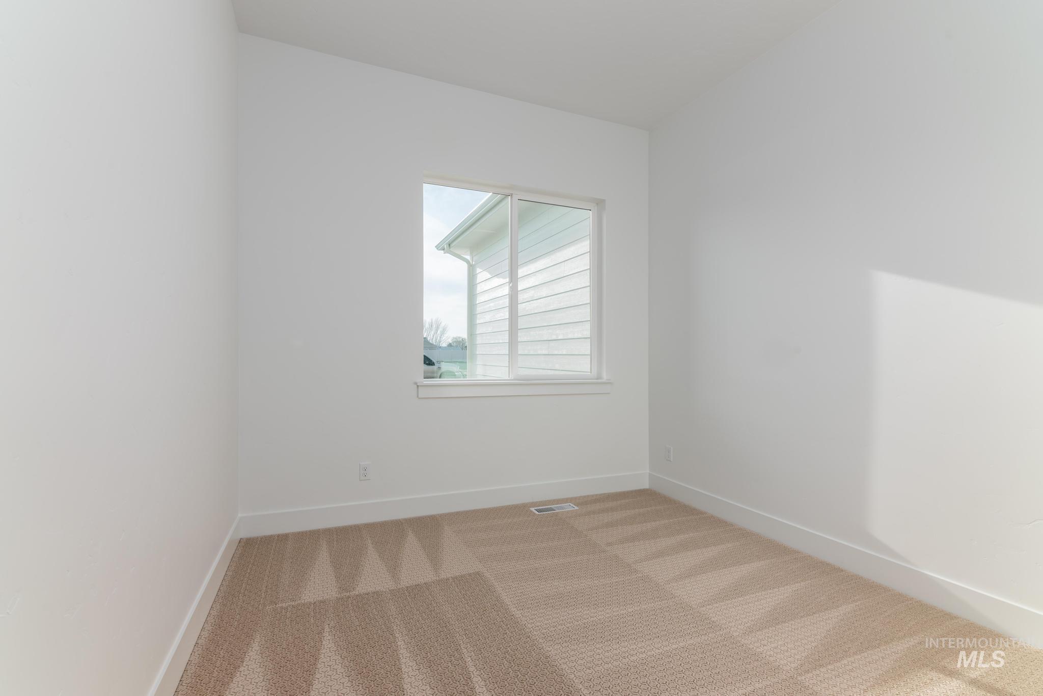 9100 W Moonglade St, Star, Idaho 83669, 4 Bedrooms, 3 Bathrooms, Residential For Sale, Price $709,000,MLS 98974994