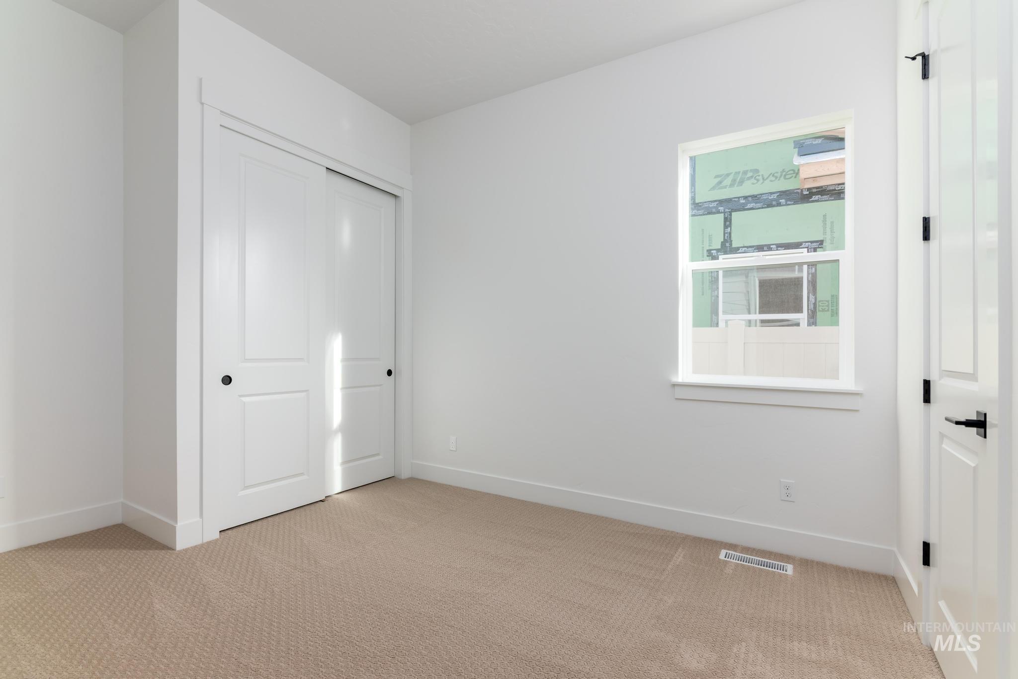 9100 W Moonglade St, Star, Idaho 83669, 4 Bedrooms, 3 Bathrooms, Residential For Sale, Price $709,000,MLS 98974994