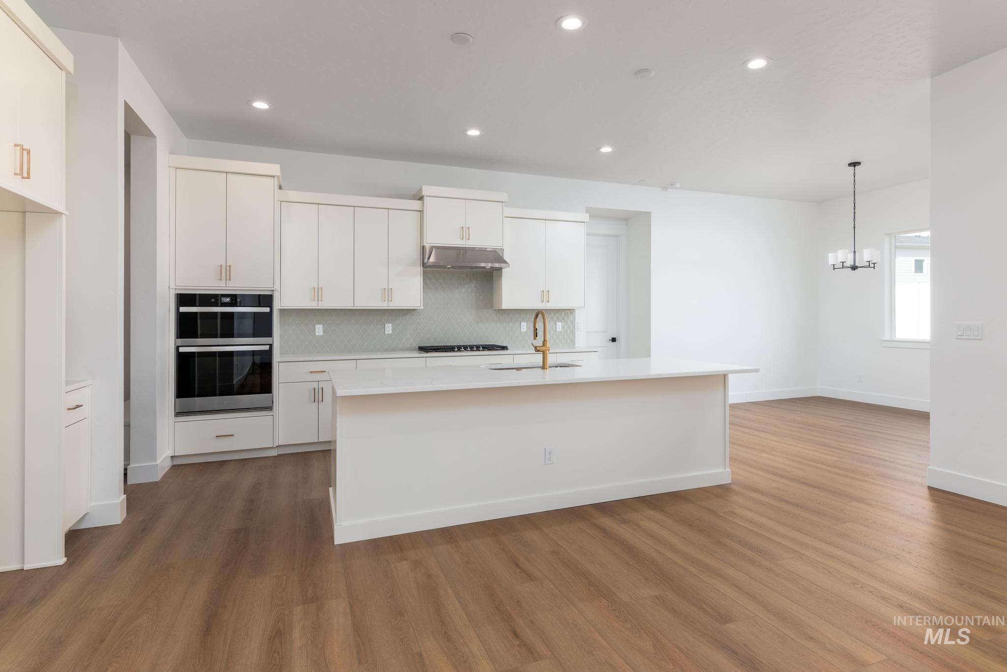 9100 W Moonglade St, Star, Idaho 83669, 4 Bedrooms, 3 Bathrooms, Residential For Sale, Price $709,000,MLS 98974994