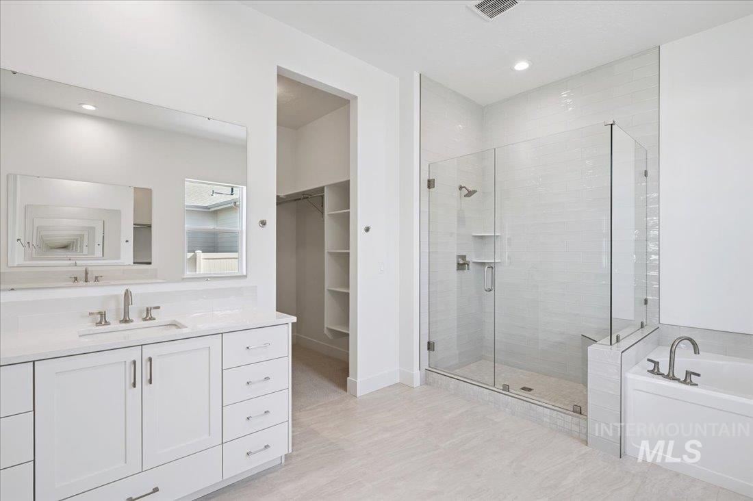 9074 W Moonglade St, Star, Idaho 83669, 4 Bedrooms, 3 Bathrooms, Residential For Sale, Price $709,000,MLS 98974996