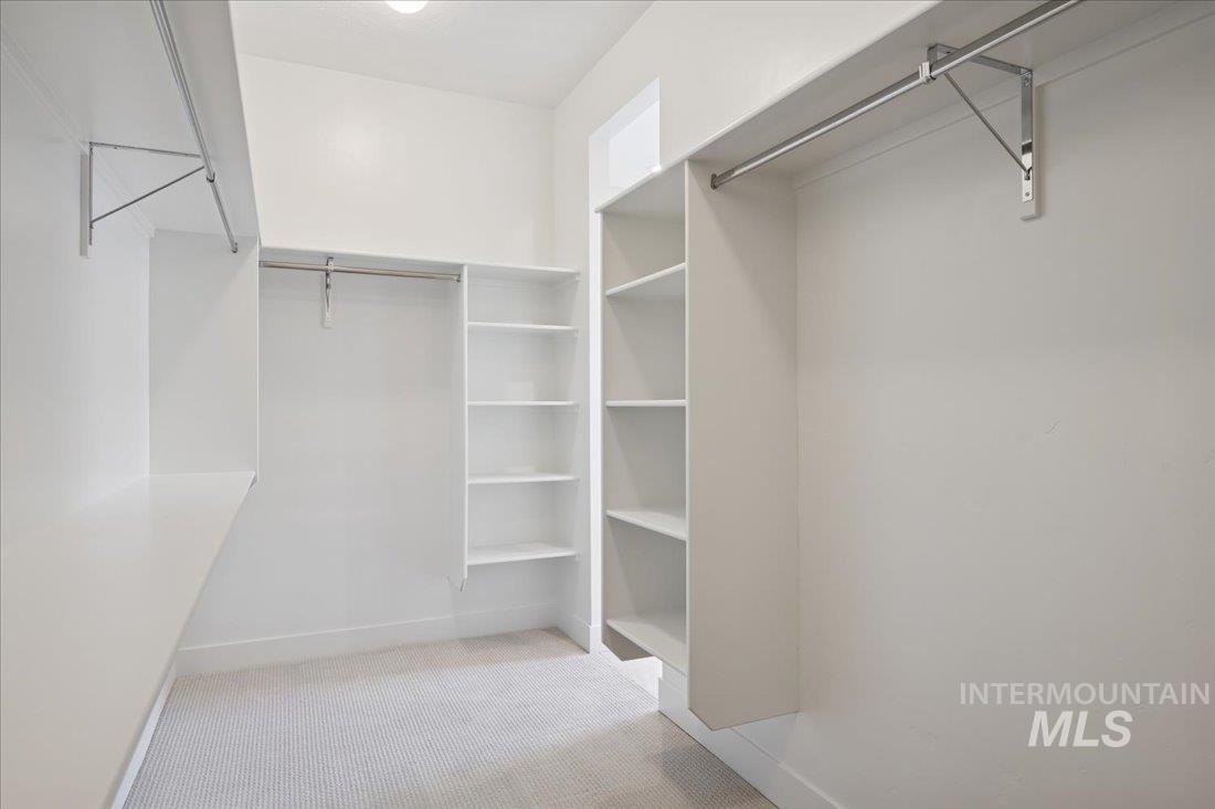 9074 W Moonglade St, Star, Idaho 83669, 4 Bedrooms, 3 Bathrooms, Residential For Sale, Price $709,000,MLS 98974996